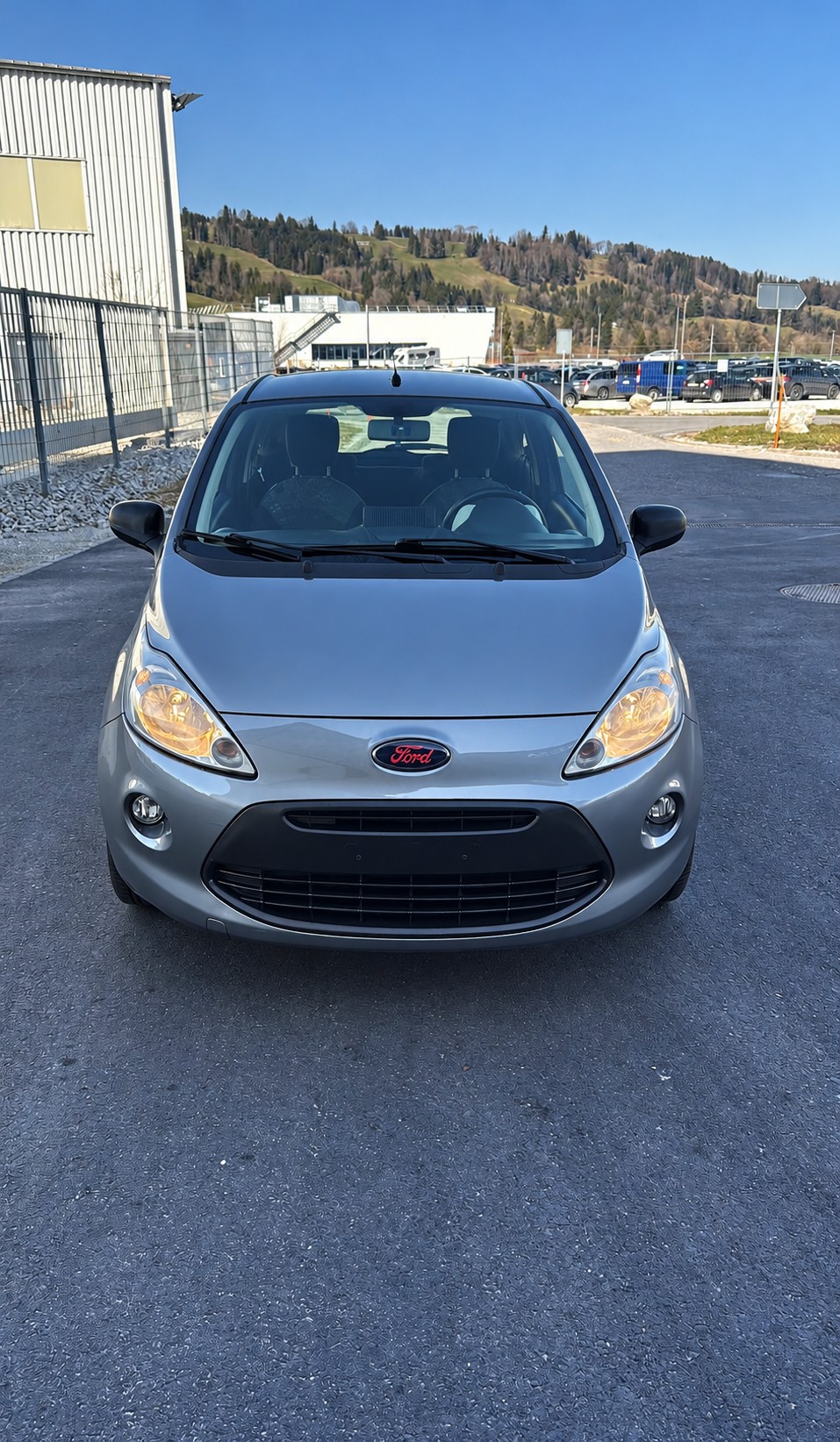 FORD KA 1.25 Titanium-image-4