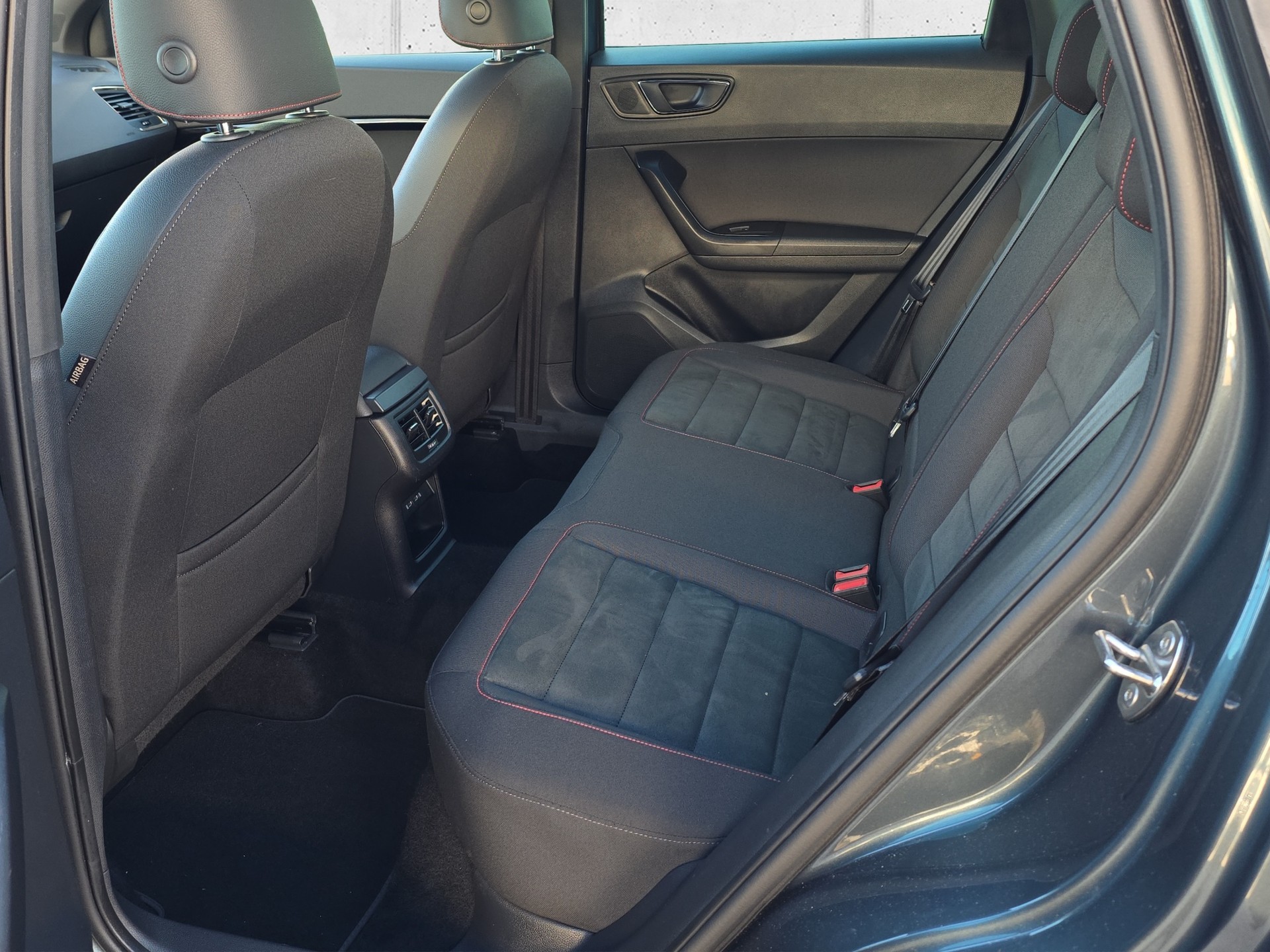 SEAT Ateca 1.5 TSI Swiss FR DSG-image-12