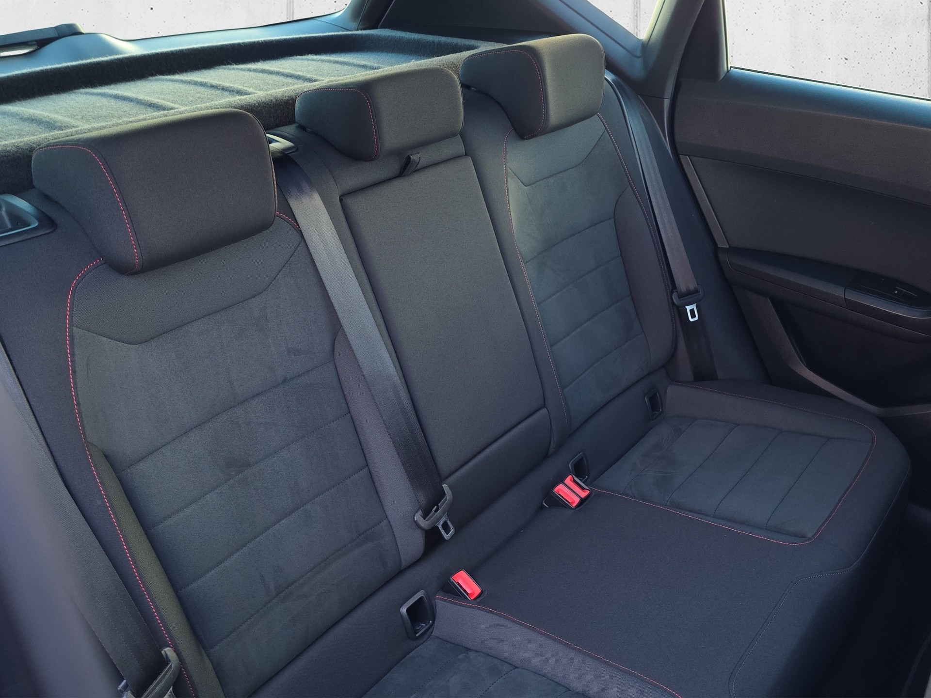 SEAT Ateca 1.5 TSI Swiss FR DSG-image-17