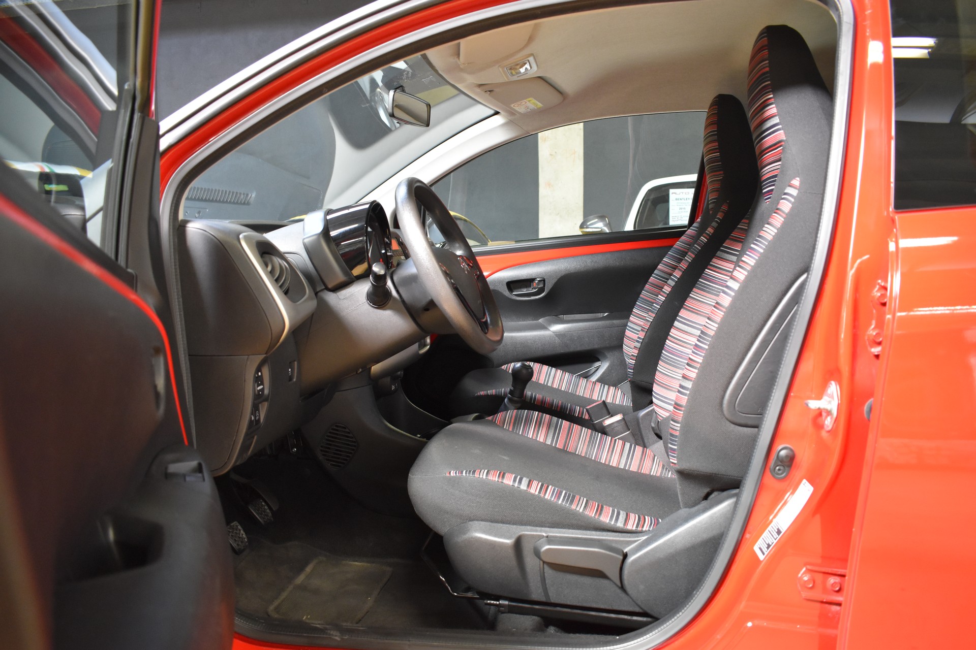 CITROEN C1 1.0 VTi Shine Stop&Start ***FaceLift Model 2021 - 72PS***-image-4