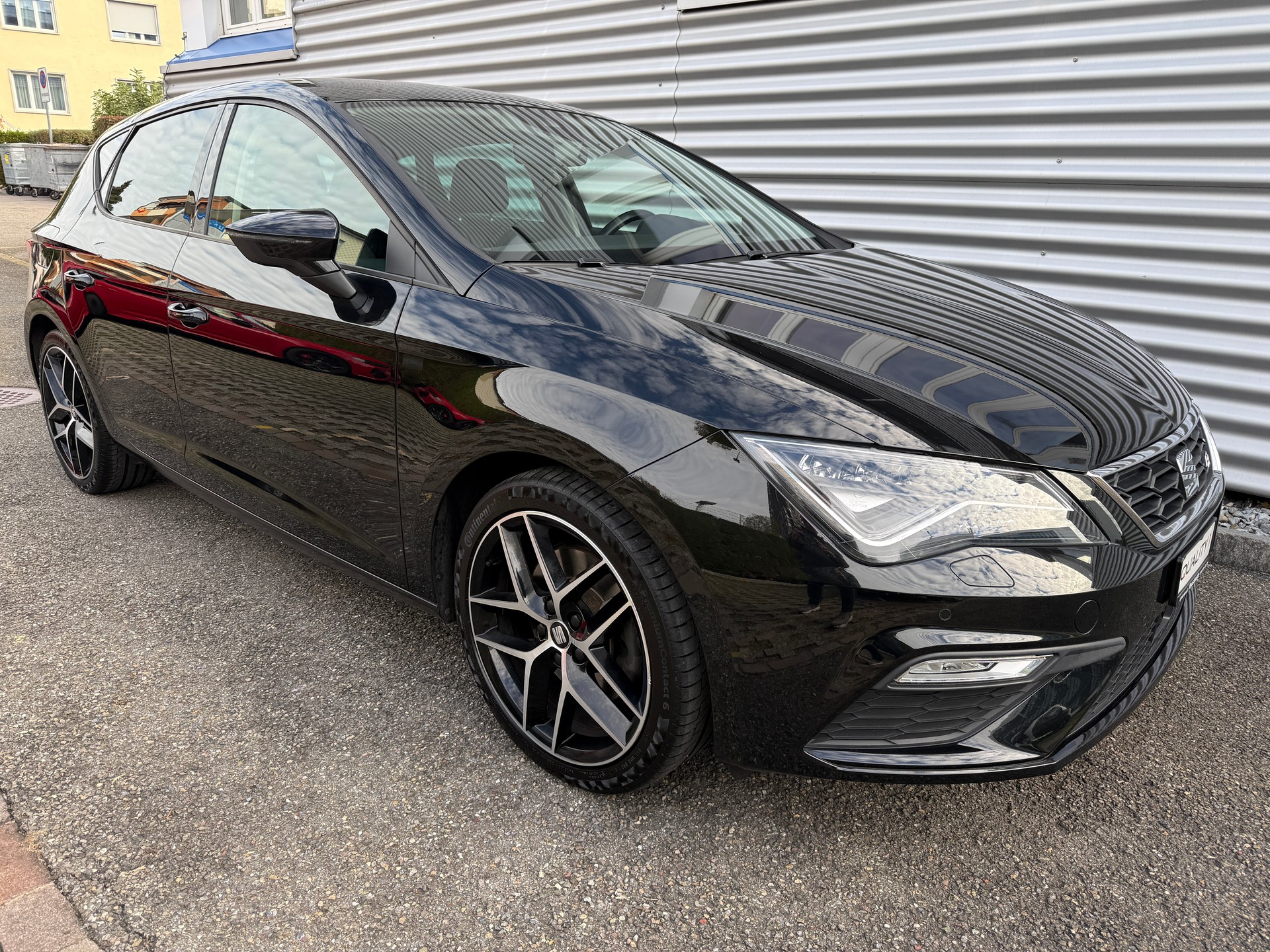 SEAT Leon 1.8 TSI Swiss FR-image-10