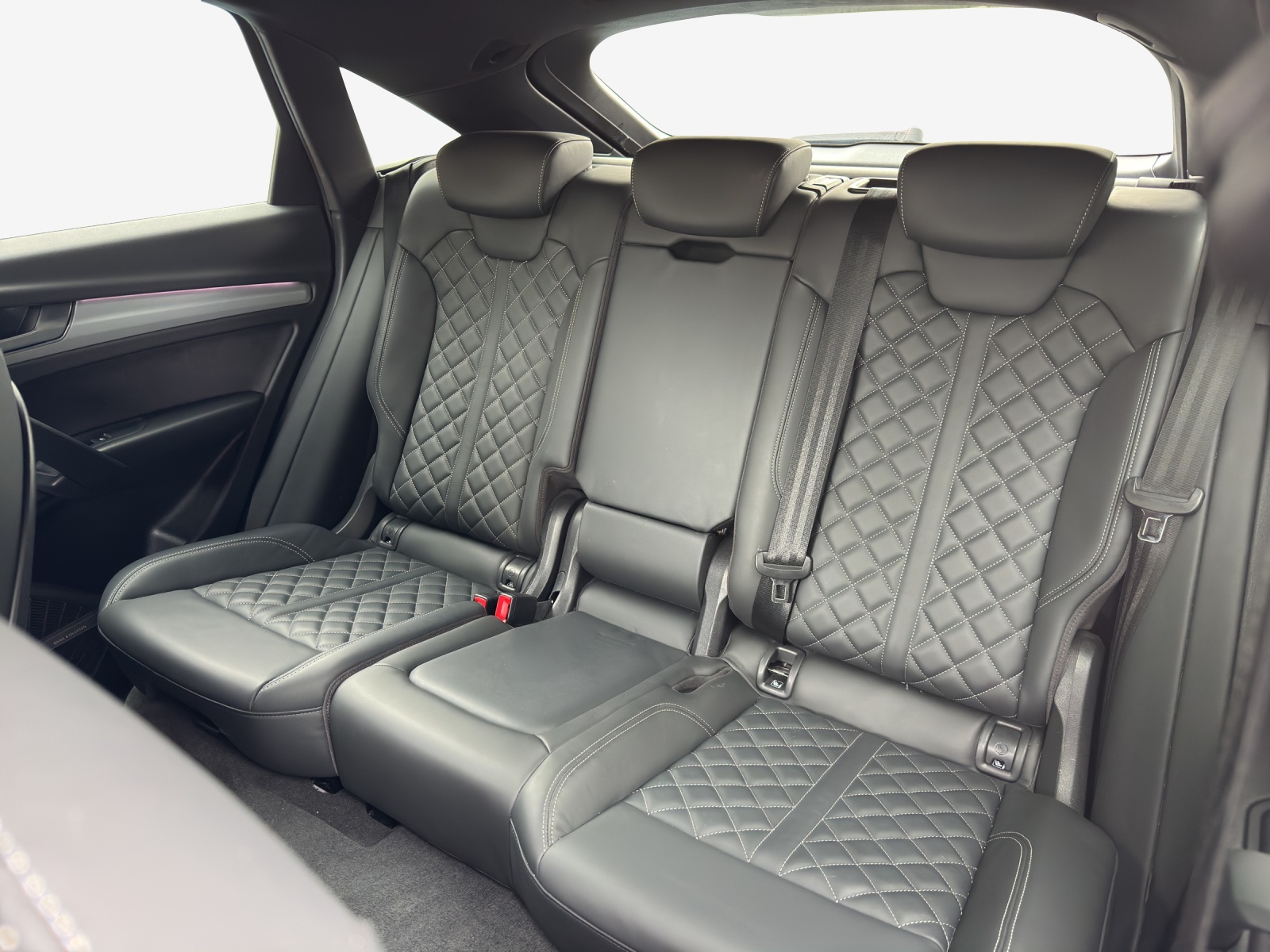 AUDI Q5 Sportback 55 TFSI e PHEV S line quattro S-tronic-image-11