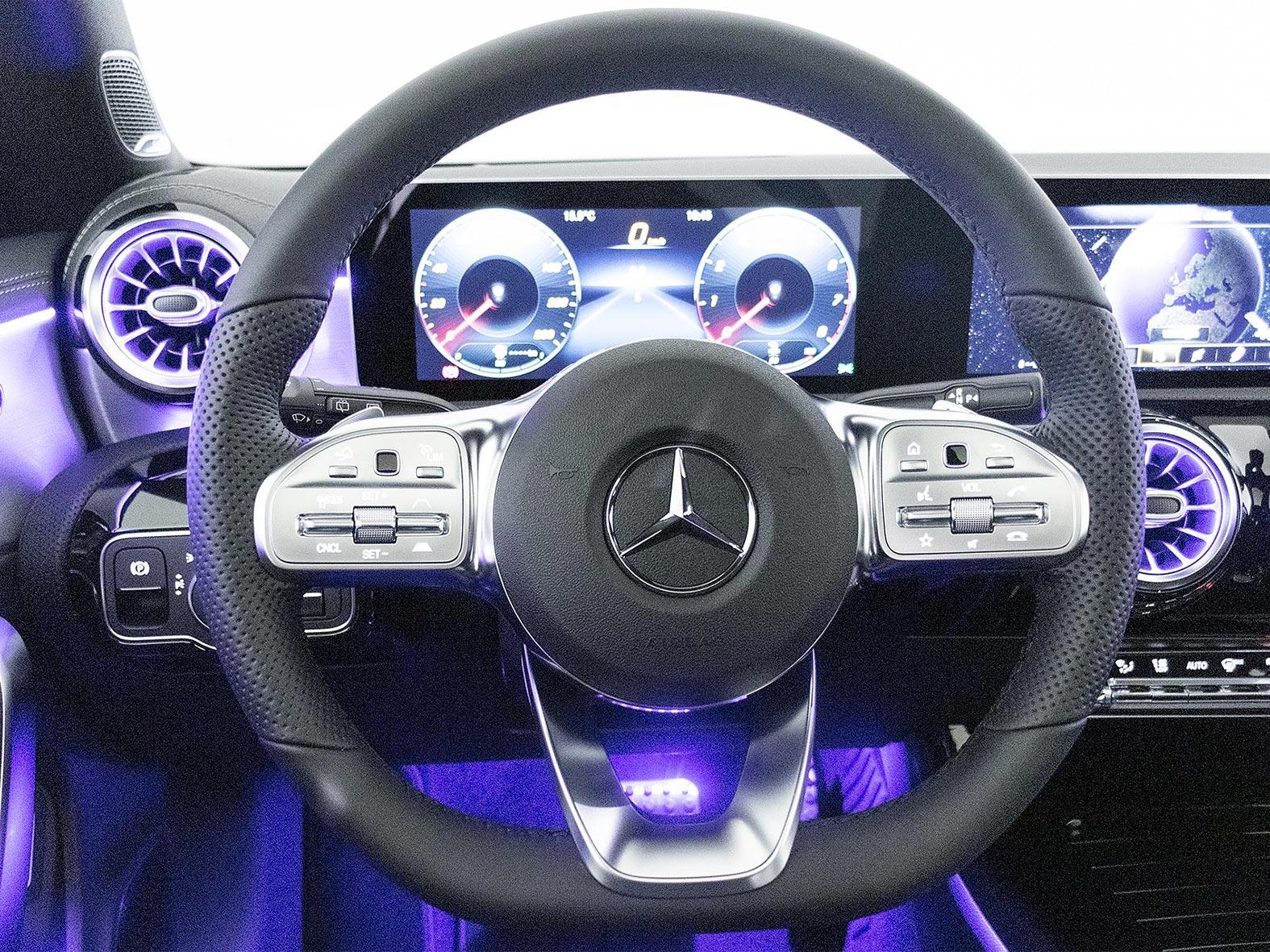 MERCEDES-BENZ CLA 250 4MATIC SB-image-10