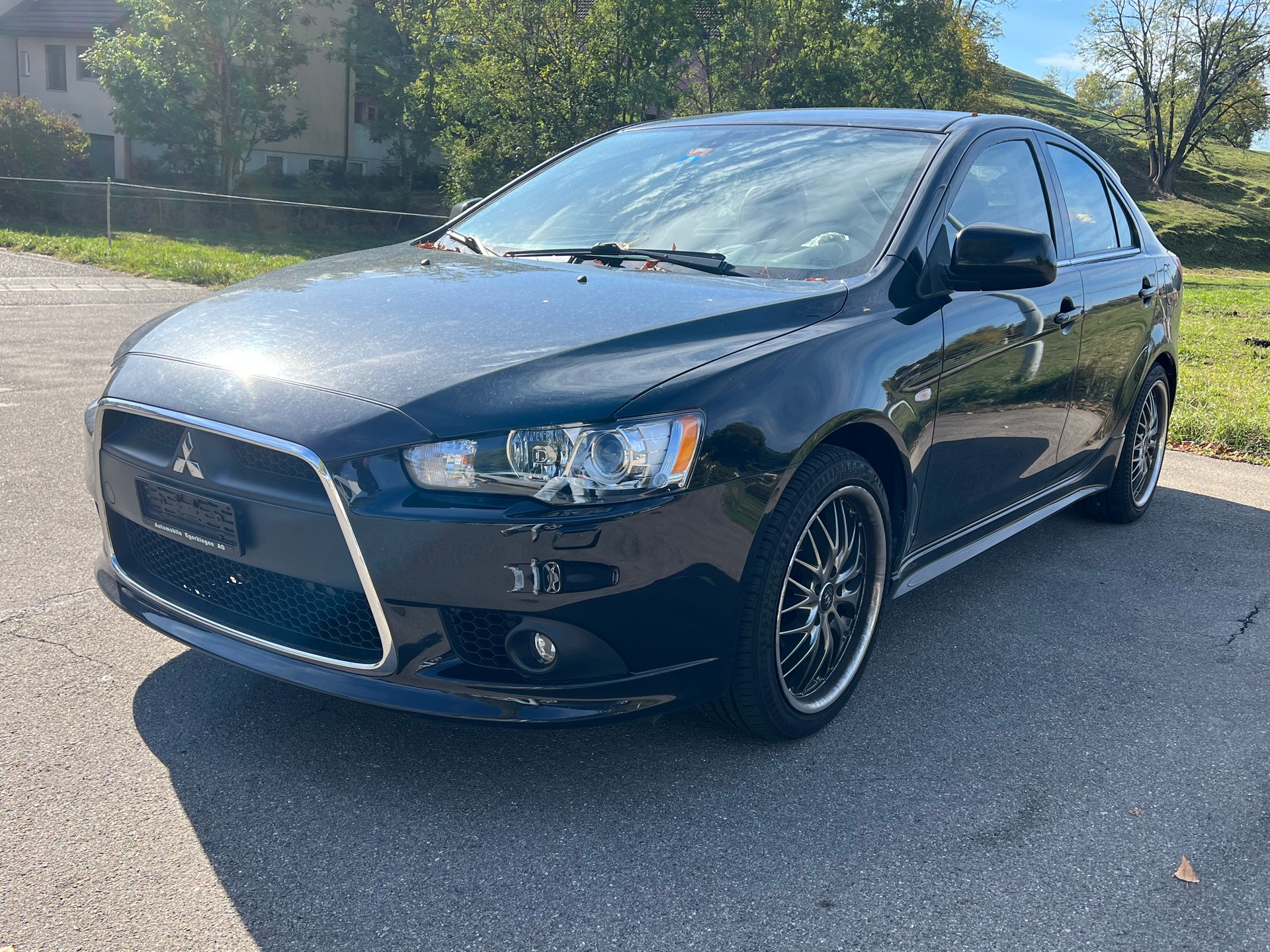MITSUBISHI Lancer Sportback 1.8 Instyle CVT-image-1