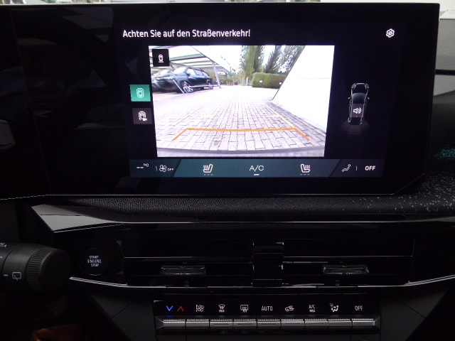 RENAULT Clio 1.2 TCe Techno EDC-image-8