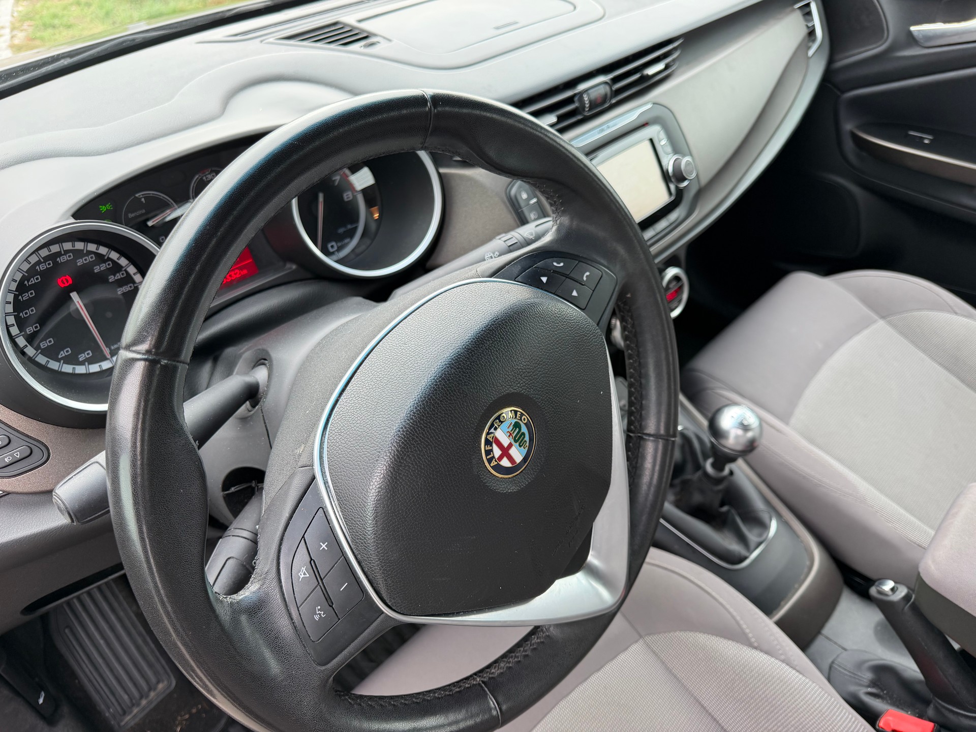 ALFA ROMEO Giulietta 1.4 MultiAir Distinctive-image-15