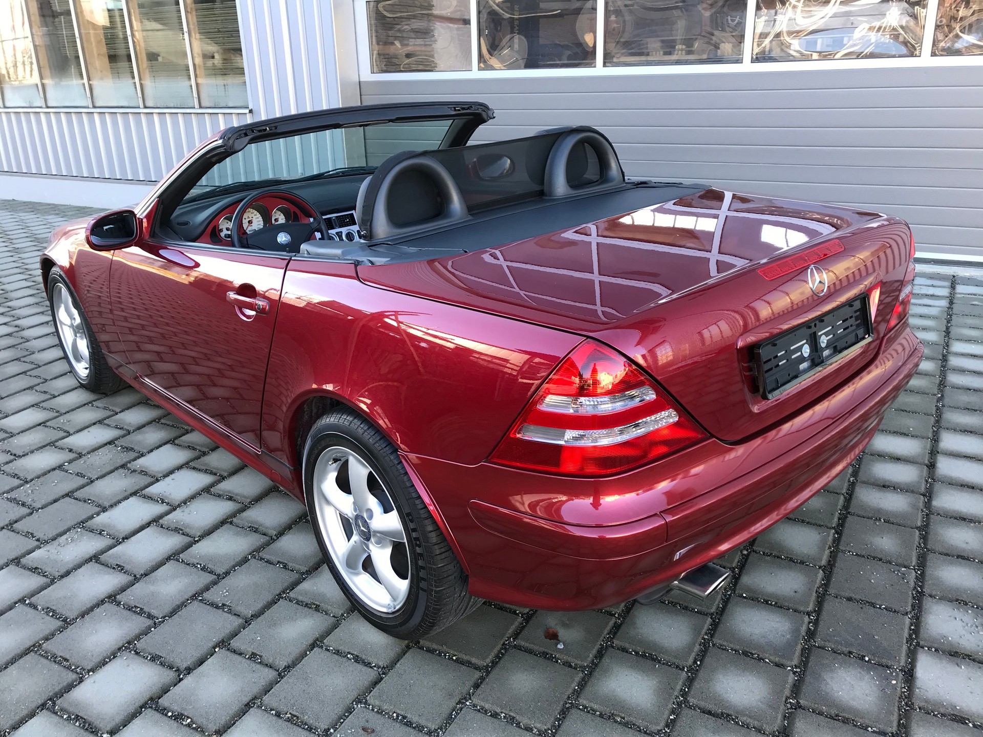 MERCEDES-BENZ SLK 200 Kompressor-image-16