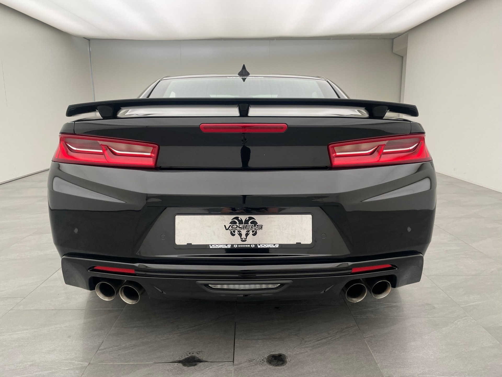 CHEVROLET Camaro 6.2 Coupe-image-4