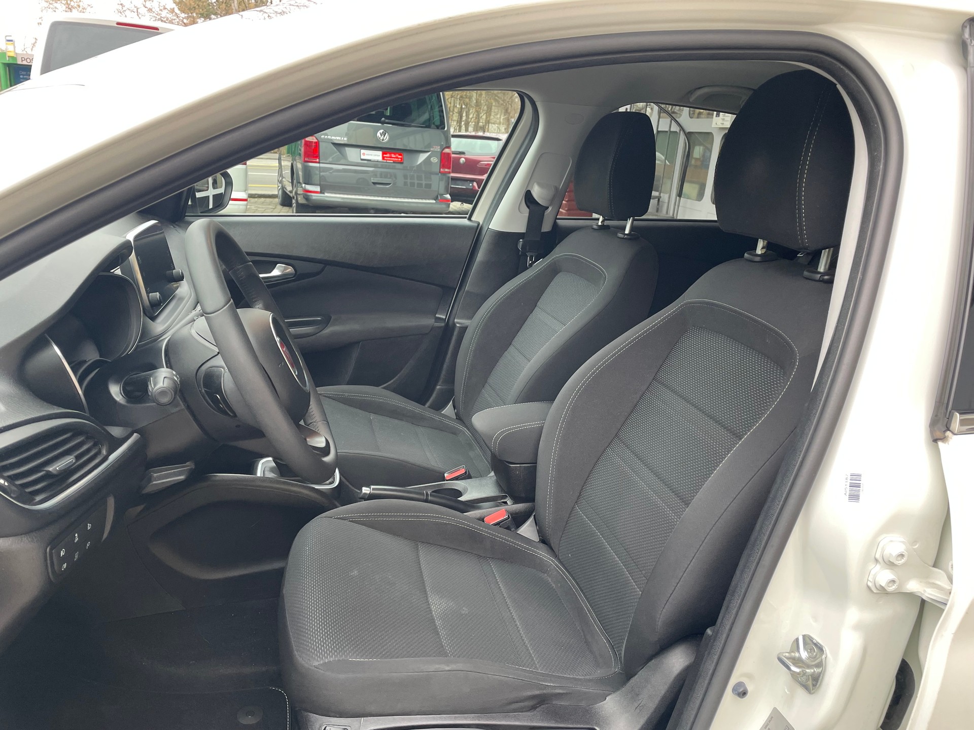 FIAT Tipo 1.6MJ Station Wagon Lounge DCT-image-5