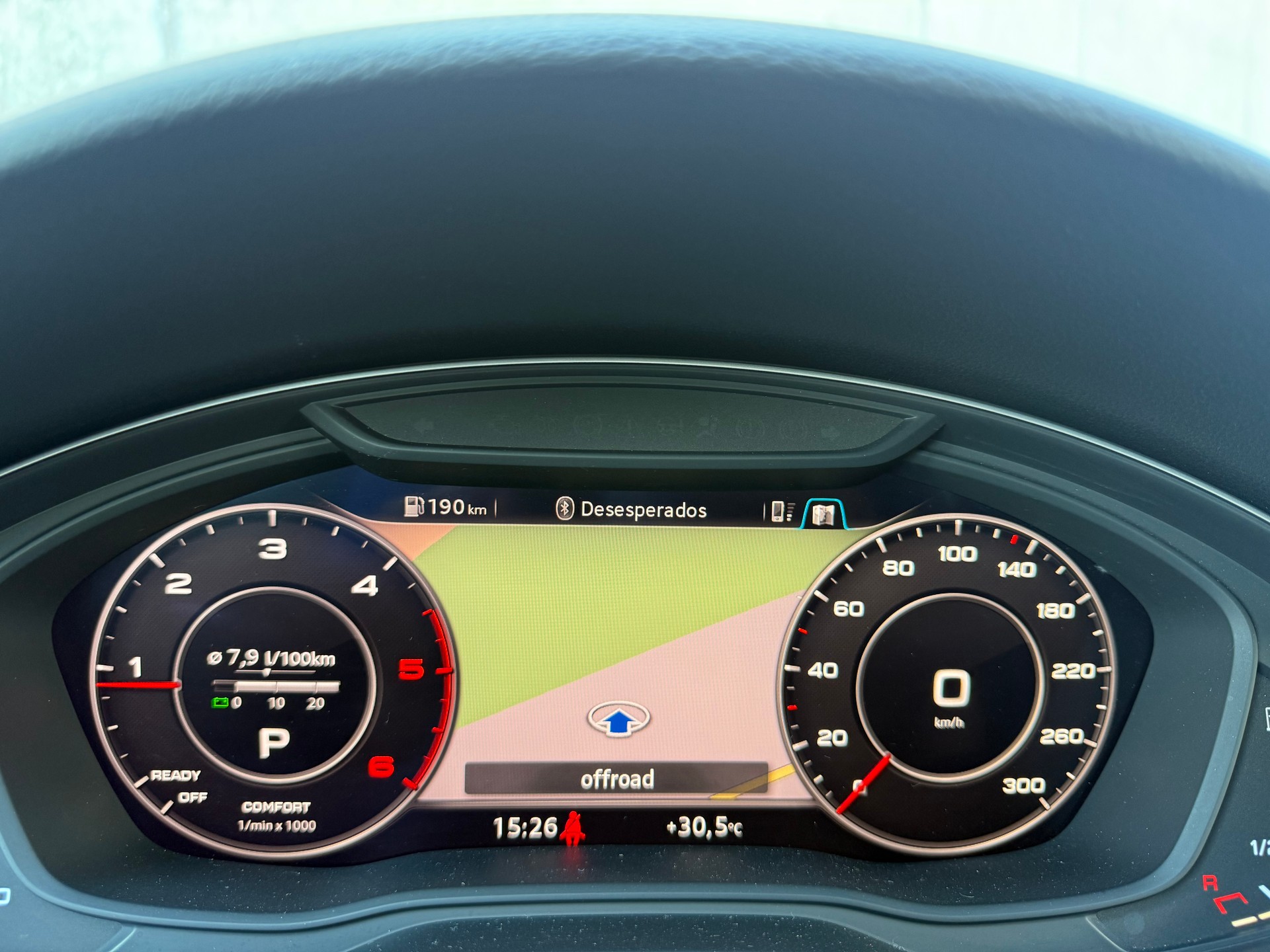 AUDI A4 Avant 2.0 TDI S-tronic-image-10