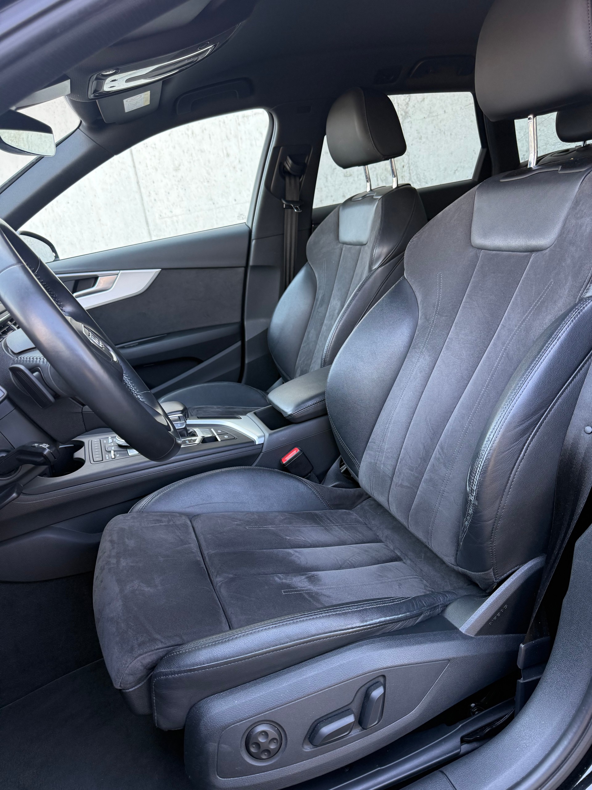 AUDI A4 Avant 2.0 TDI S-tronic-image-4