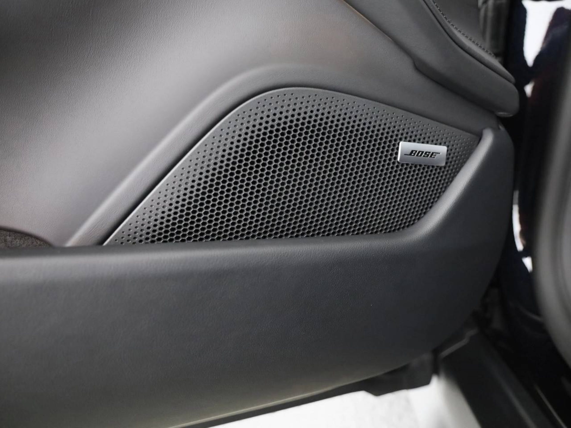PORSCHE Taycan 4S Sport Turismo-image-18