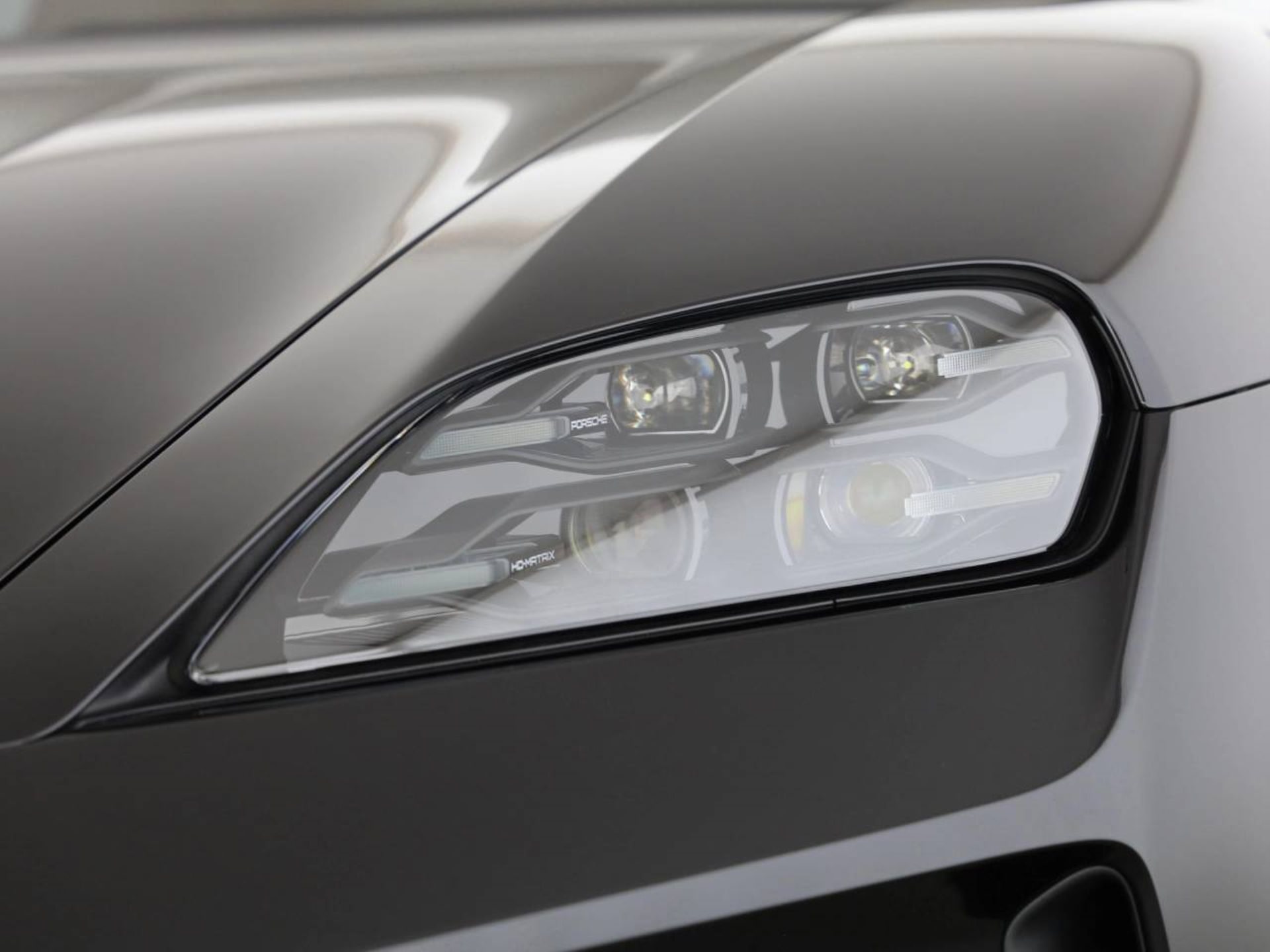 PORSCHE Taycan 4S Sport Turismo-image-19