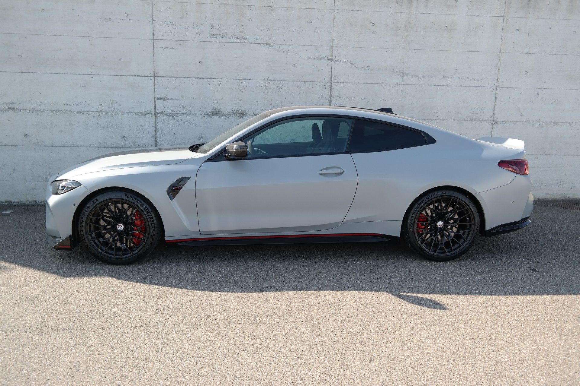 BMW M4 CSL Coupé-image-8