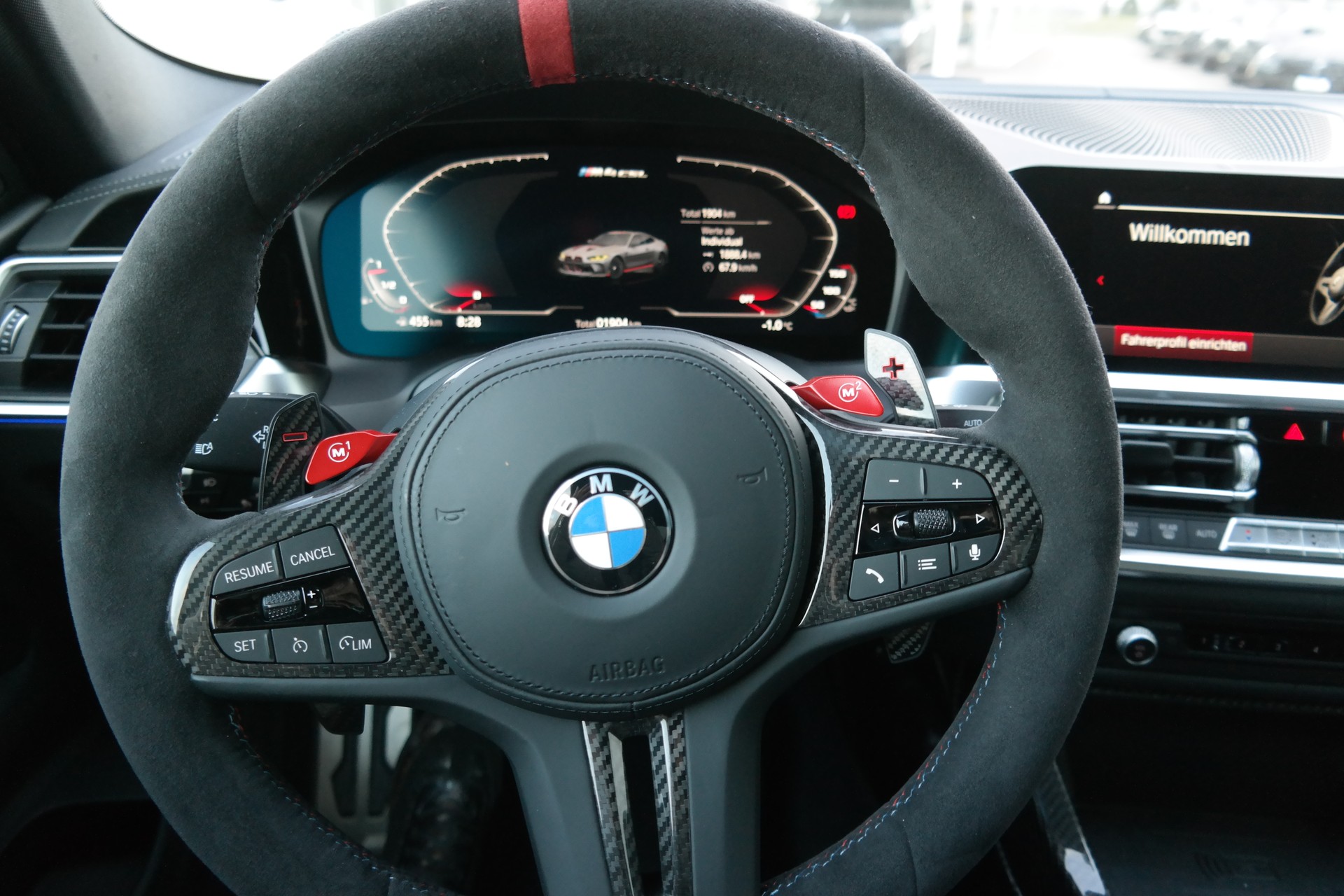 BMW M4 CSL Coupé-image-19
