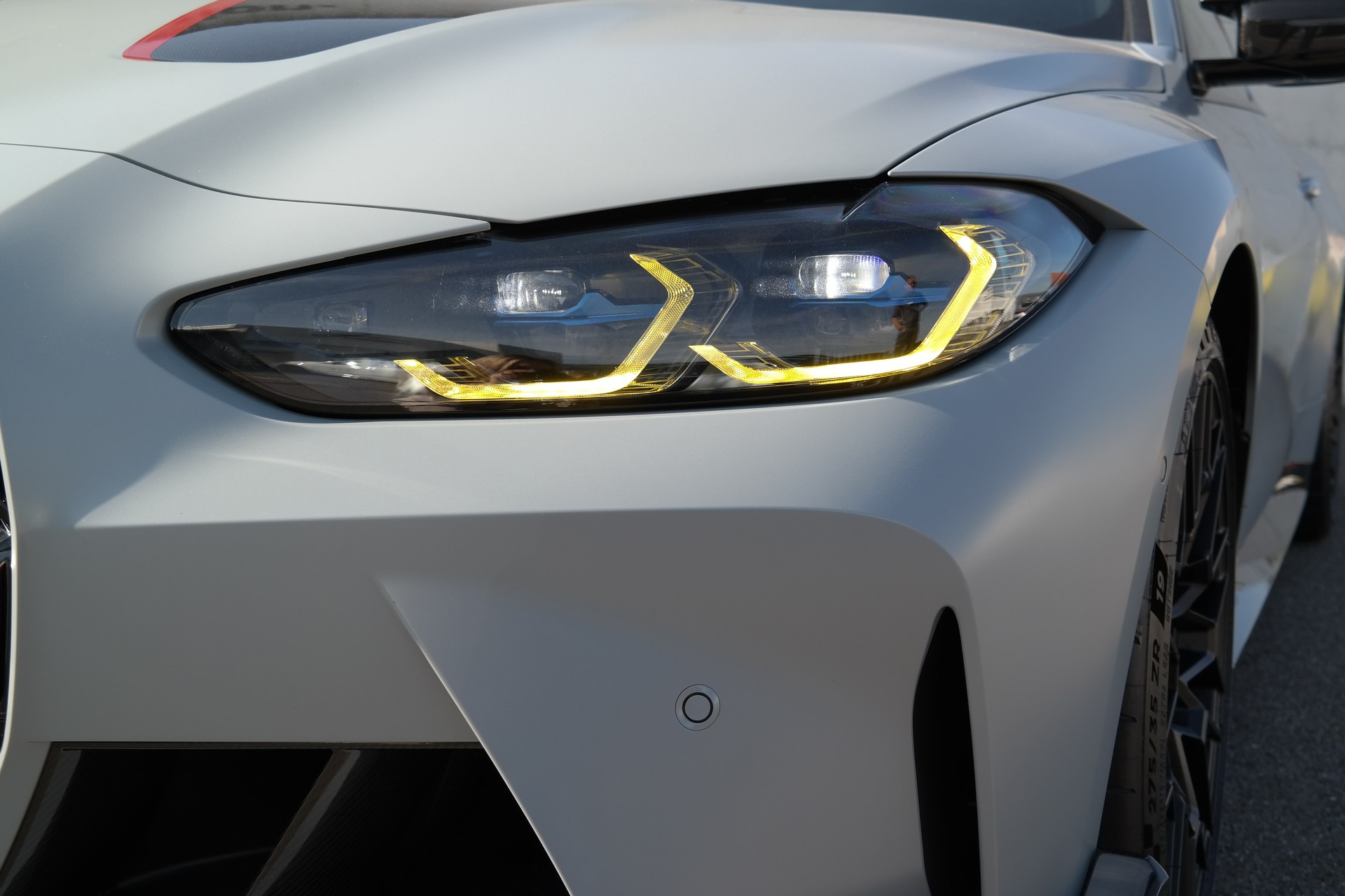 BMW M4 CSL Coupé-image-4