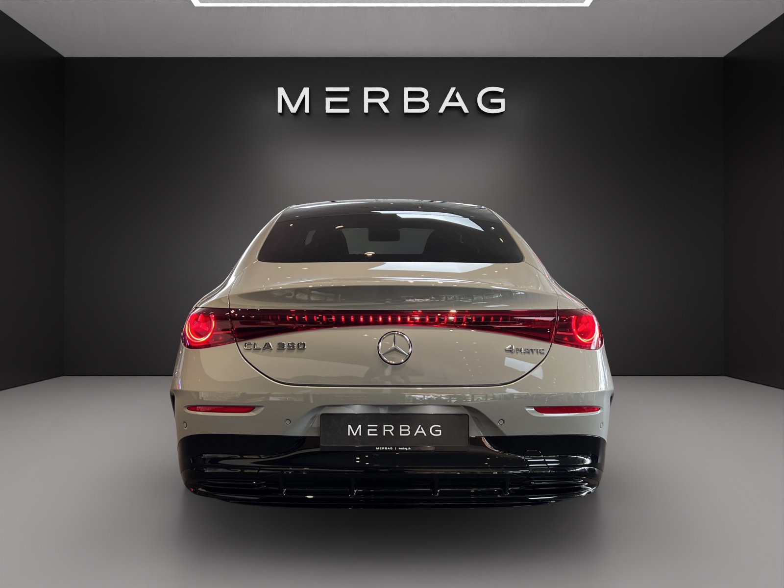 MERCEDES-BENZ CLA 350 4MATIC with EQ Technology-image-6