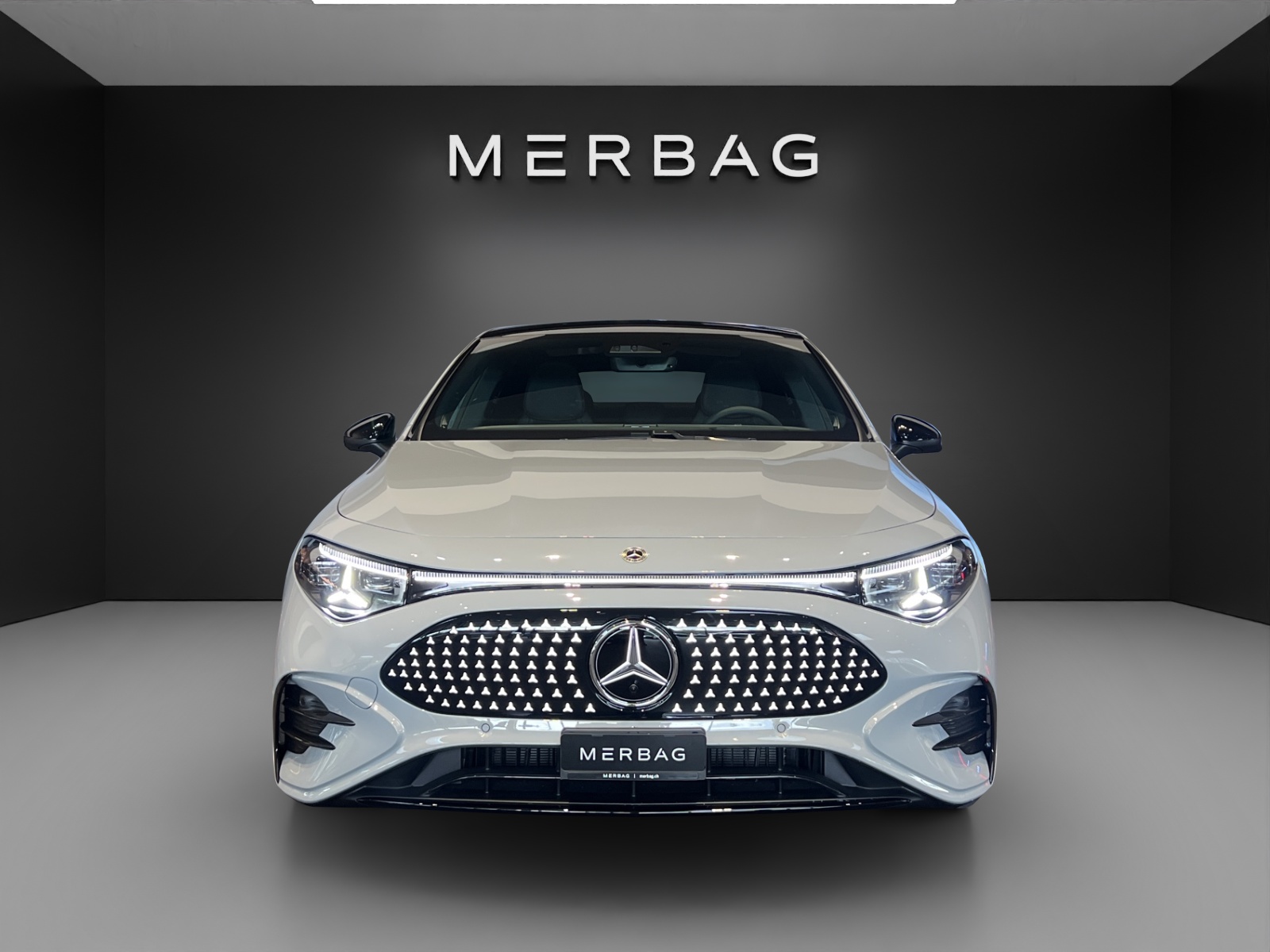 MERCEDES-BENZ CLA 350 4MATIC with EQ Technology-image-1