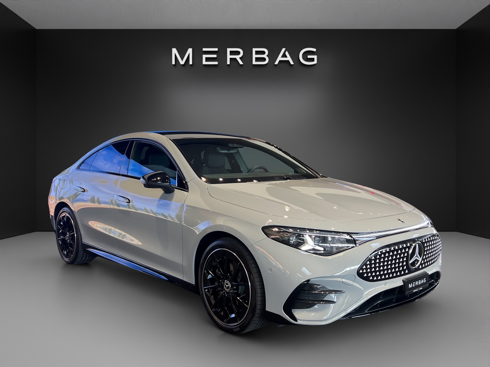MERCEDES-BENZ CLA 350 4MATIC with EQ Technology-image-0