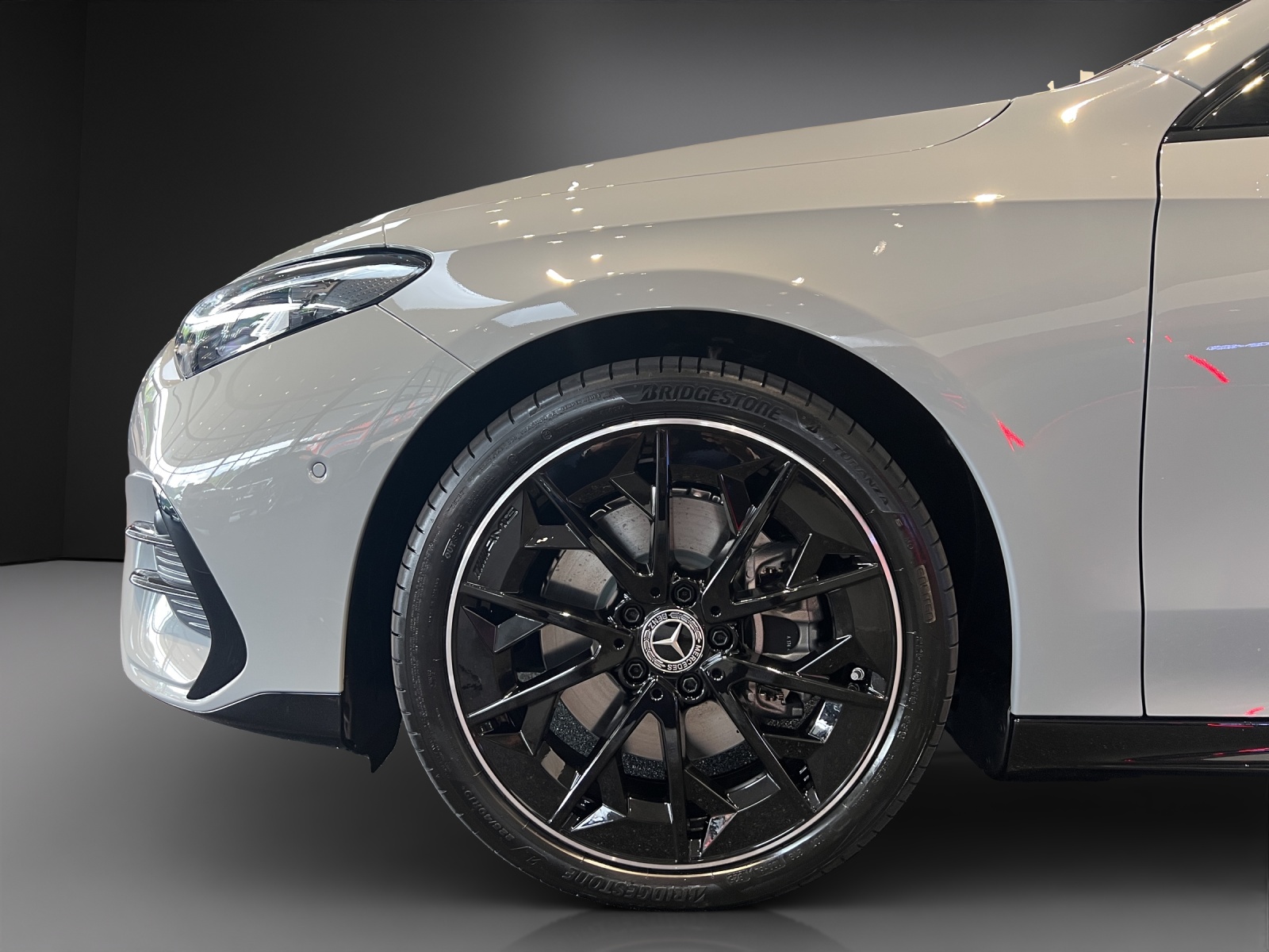 MERCEDES-BENZ CLA 350 4MATIC with EQ Technology-image-16