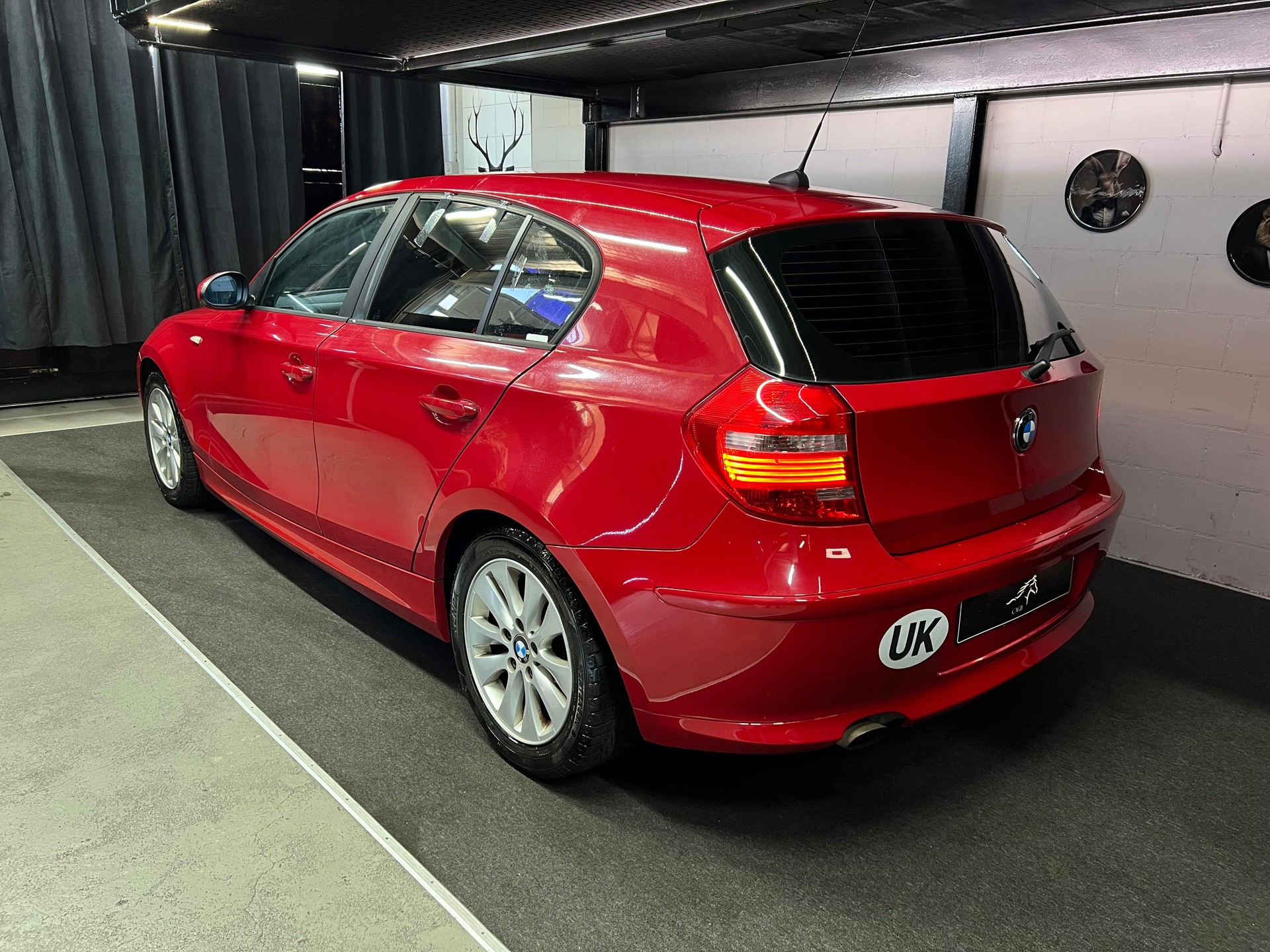 BMW 116i / Englisches Fahrzeug / Véhicule anglais-image-1