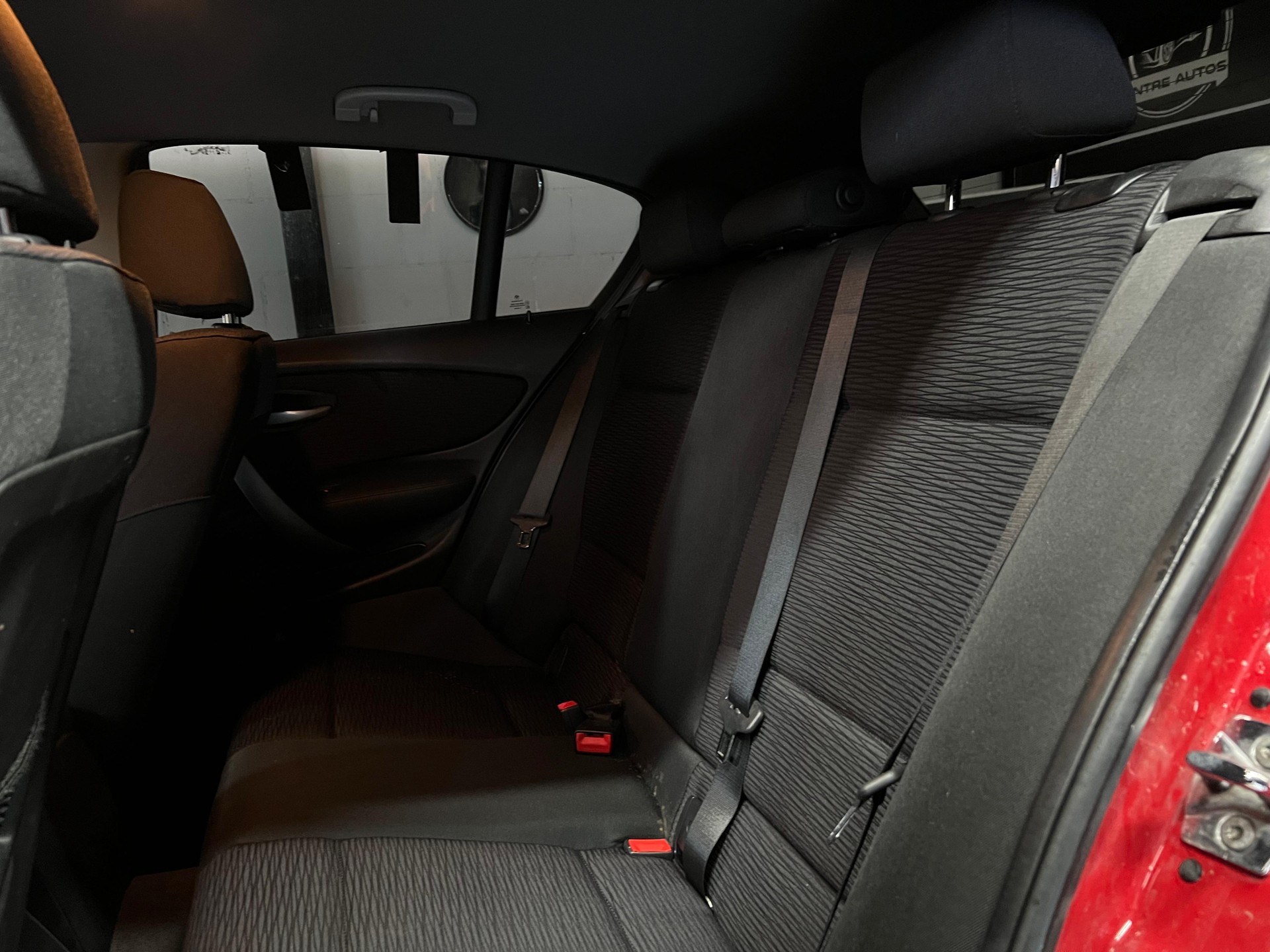 BMW 116i / Englisches Fahrzeug / Véhicule anglais-image-13