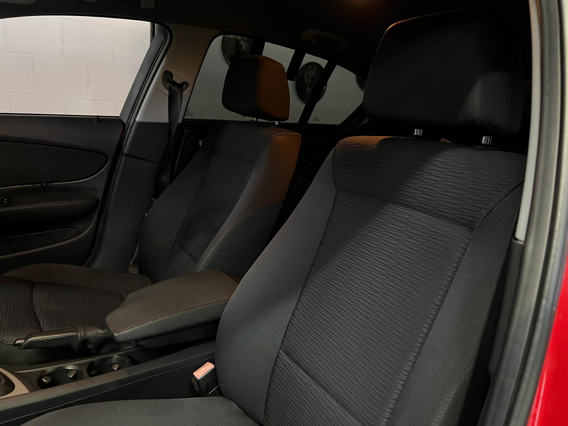 BMW 116i / Englisches Fahrzeug / Véhicule anglais-image-14