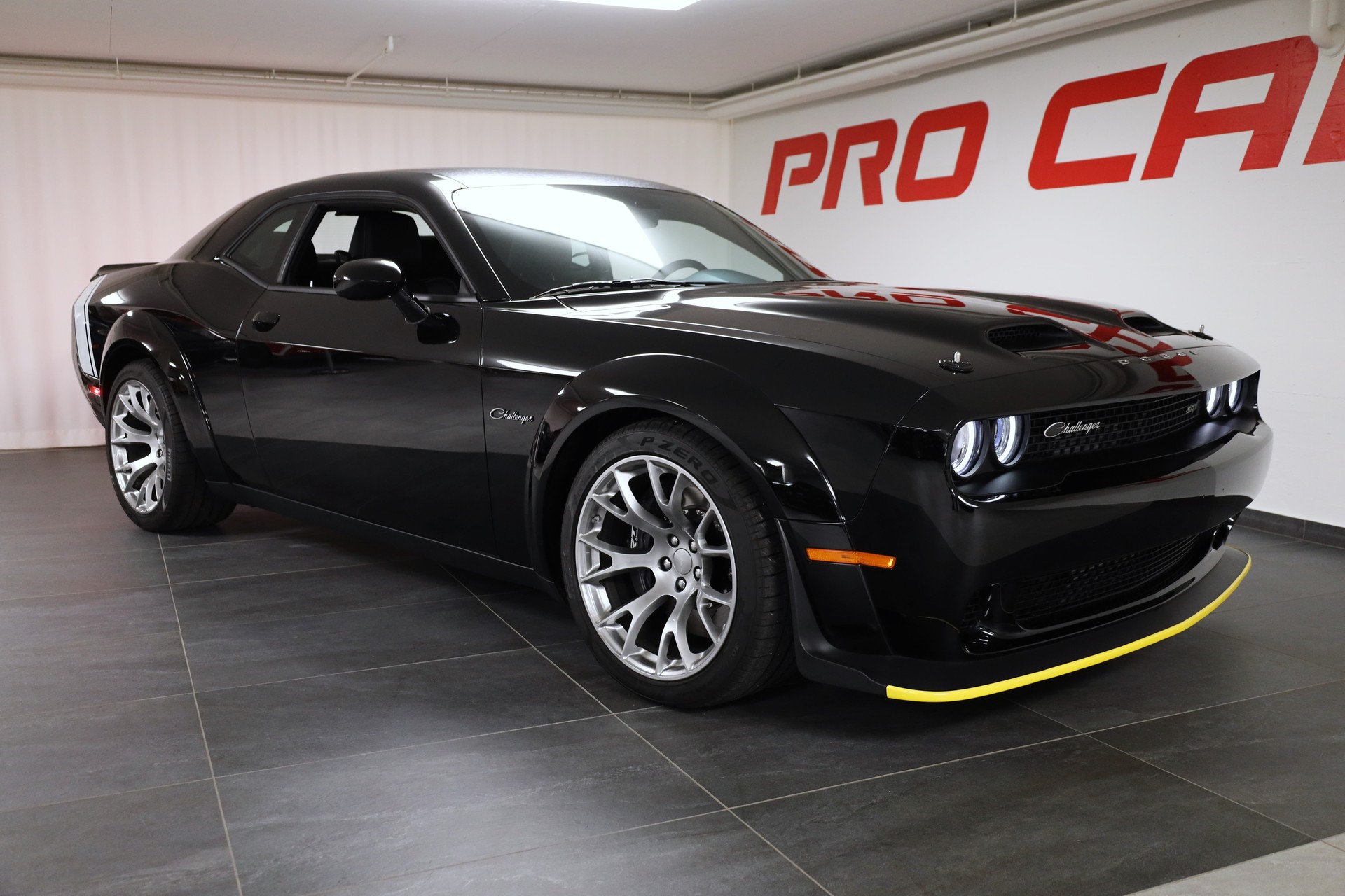 DODGE Challenger Black Ghost-image-3