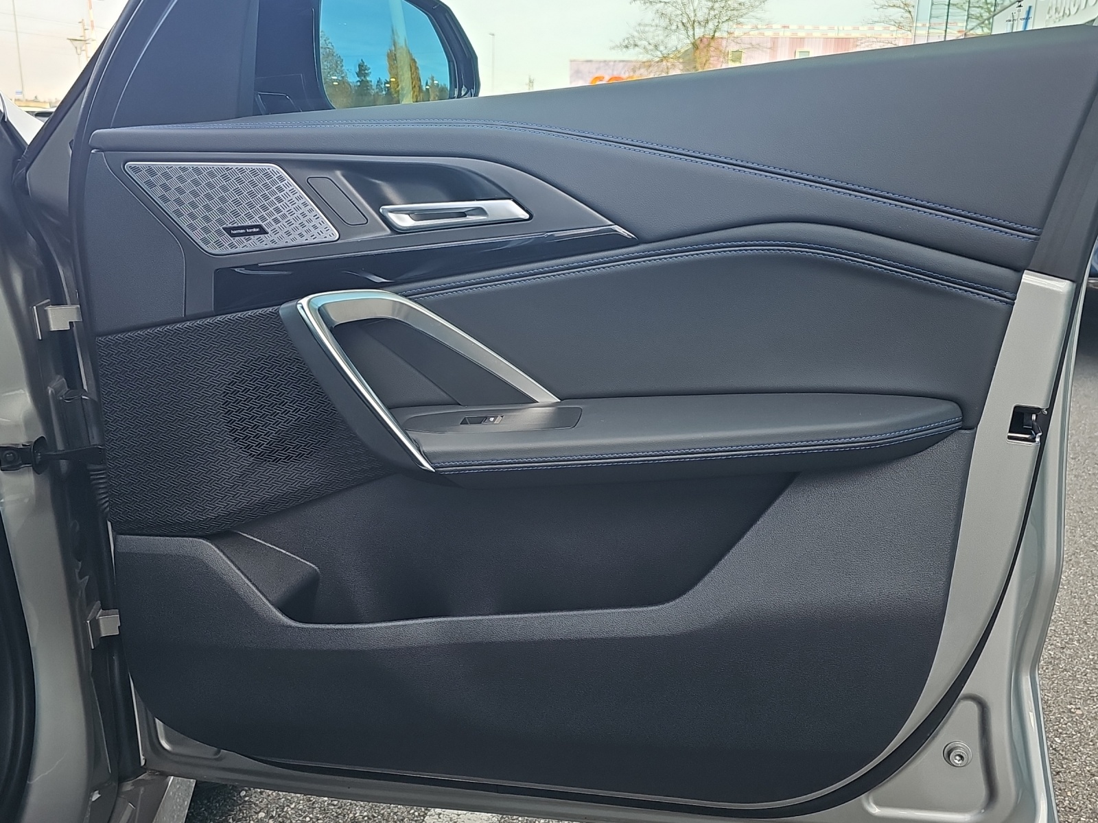 BMW X1 M35i xDrive-image-18