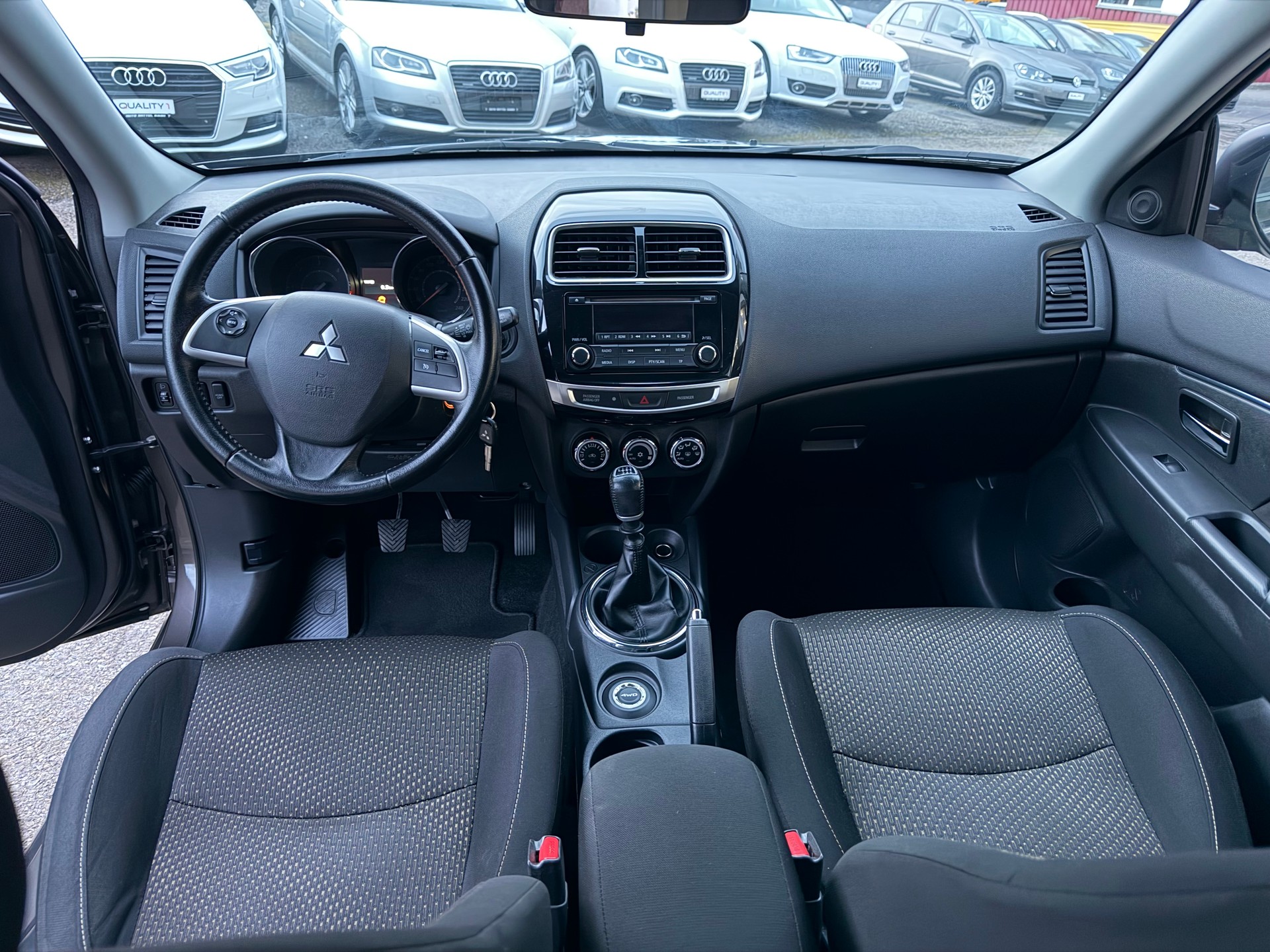 MITSUBISHI ASX 1.8 DID Sport 4WD-image-7