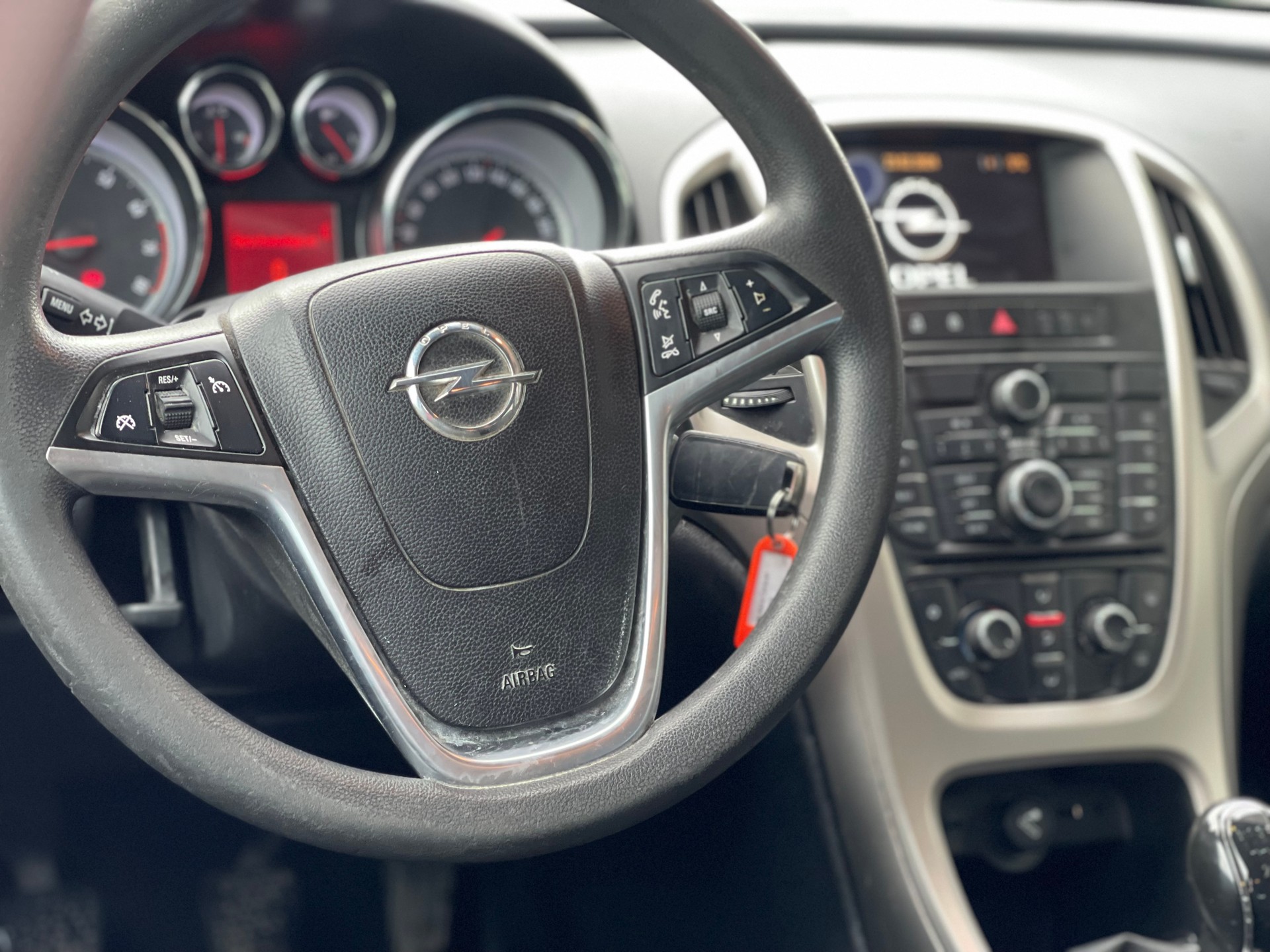 OPEL Astra SportsTourer 1.4i 16V Turbo-image-7