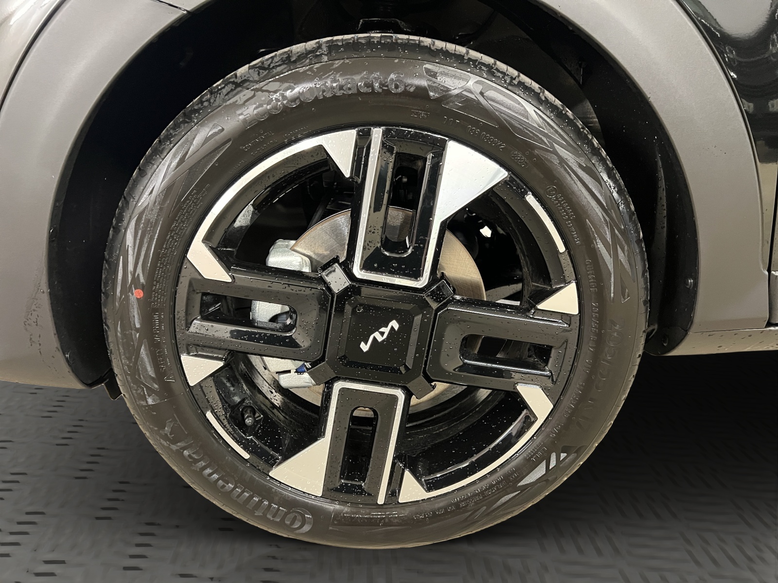 KIA Stonic 1.0 T MHEV GT-Line-image-14