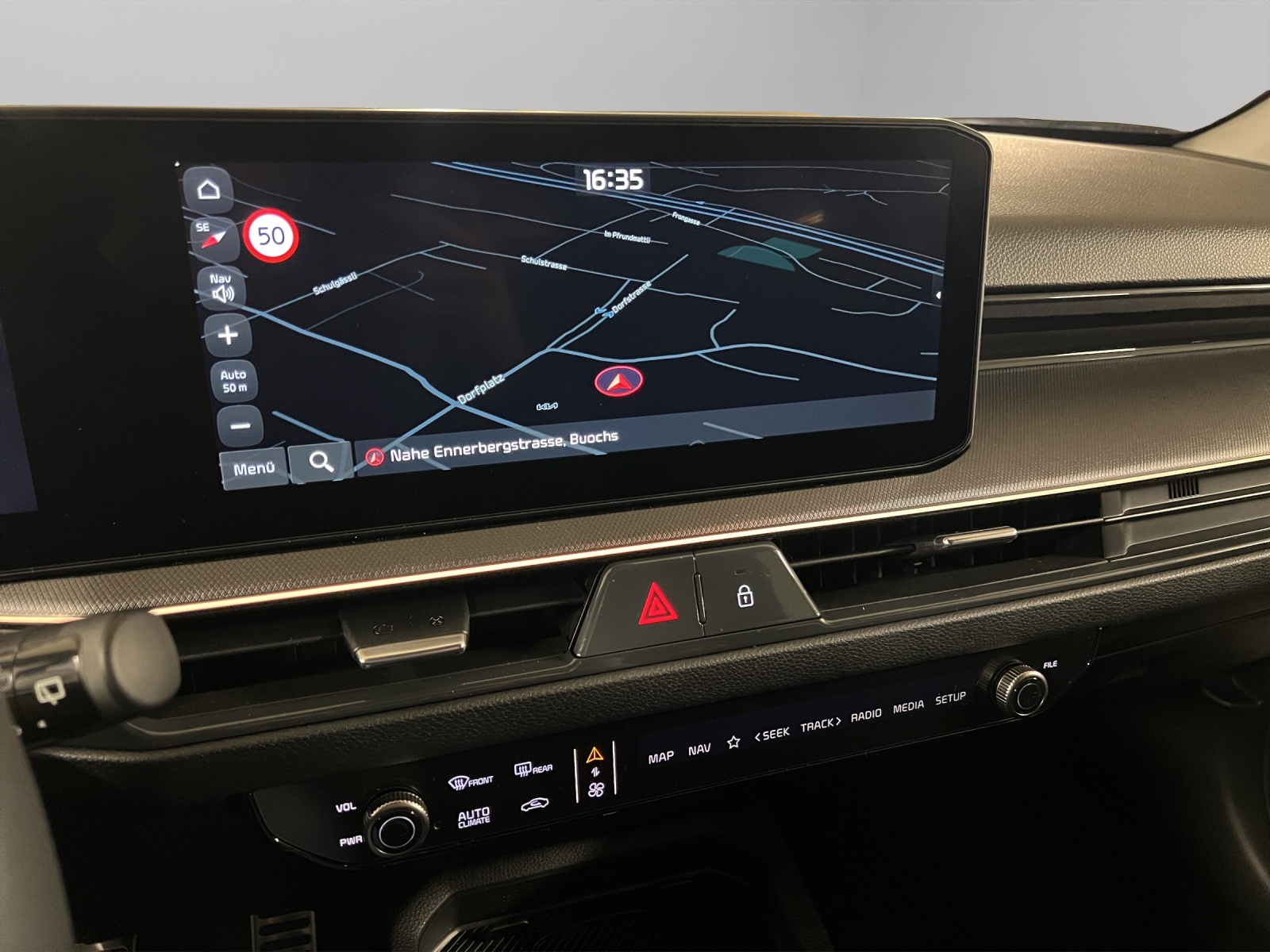 KIA Stonic 1.0 T MHEV GT-Line-image-8