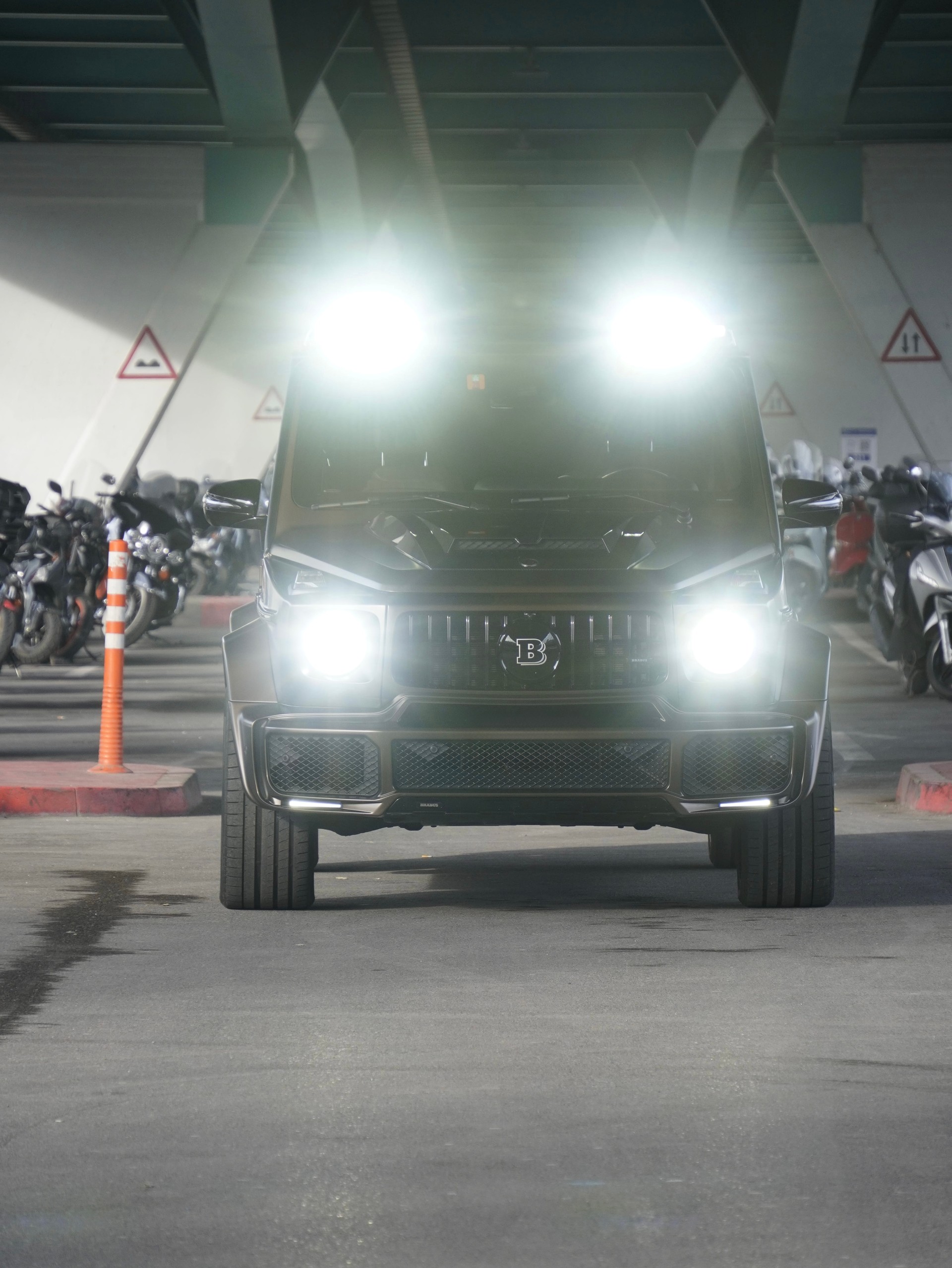 MERCEDES-BENZ Class G 63 AMG Brabus-image-1