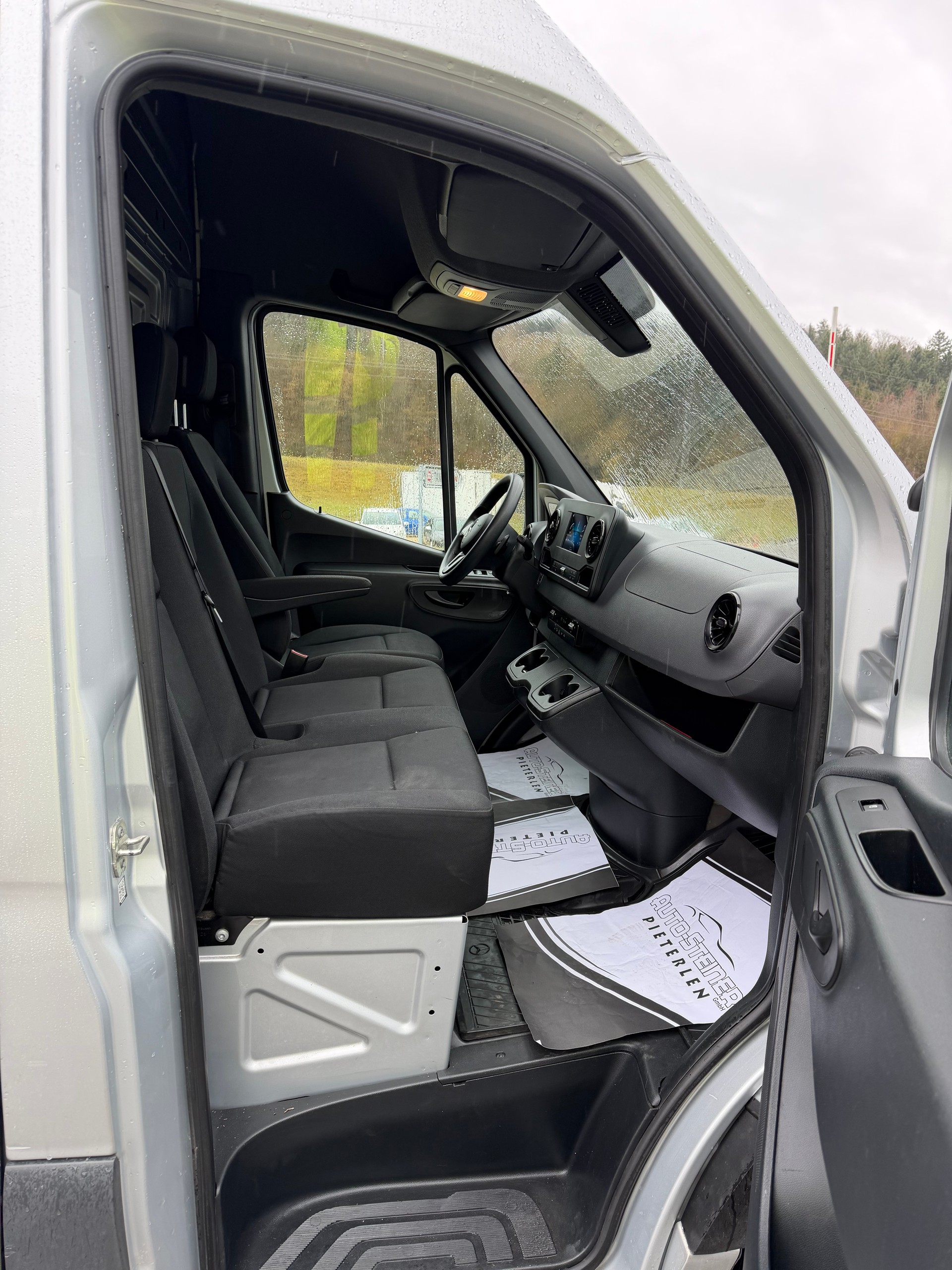 MERCEDES-BENZ SPRINTER 315 CDI 9G-TRONIC L2 UND H2. MIT KLIMA + AUTOMAT + 3 PLÄTZER + RÜCKFAHRKAMERA AB MFK. KM 39`000.-image-23