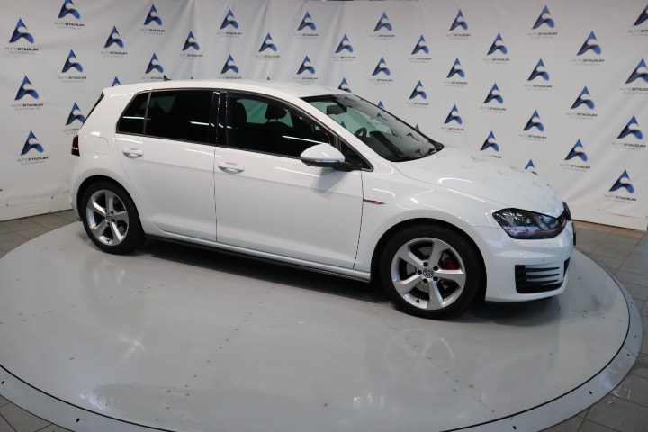 VW Golf 2.0 TSI GTI DSG-image-24