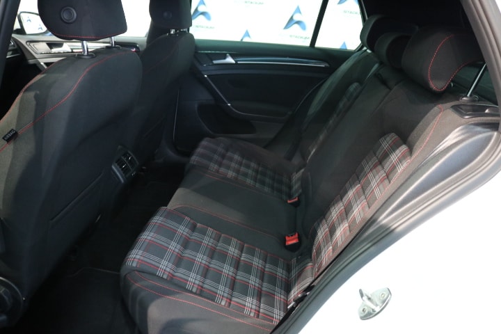 VW Golf 2.0 TSI GTI DSG-image-27