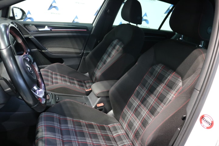 VW Golf 2.0 TSI GTI DSG-image-3