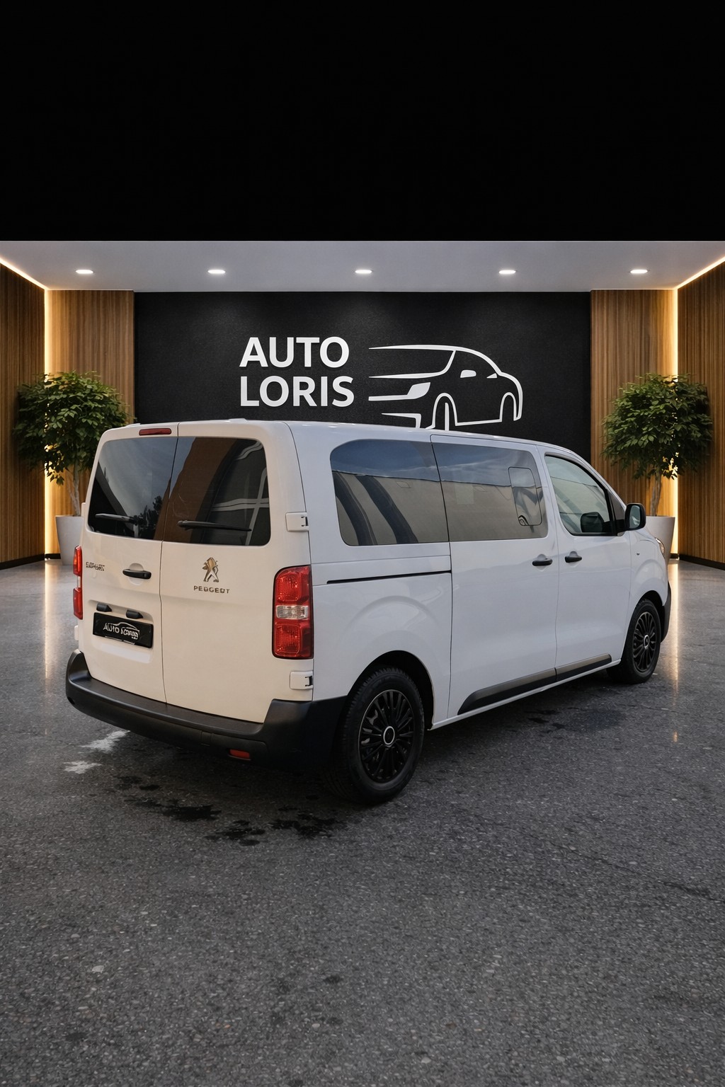 PEUGEOT Traveller 1.5 BlueHDi Business Standard-image-4