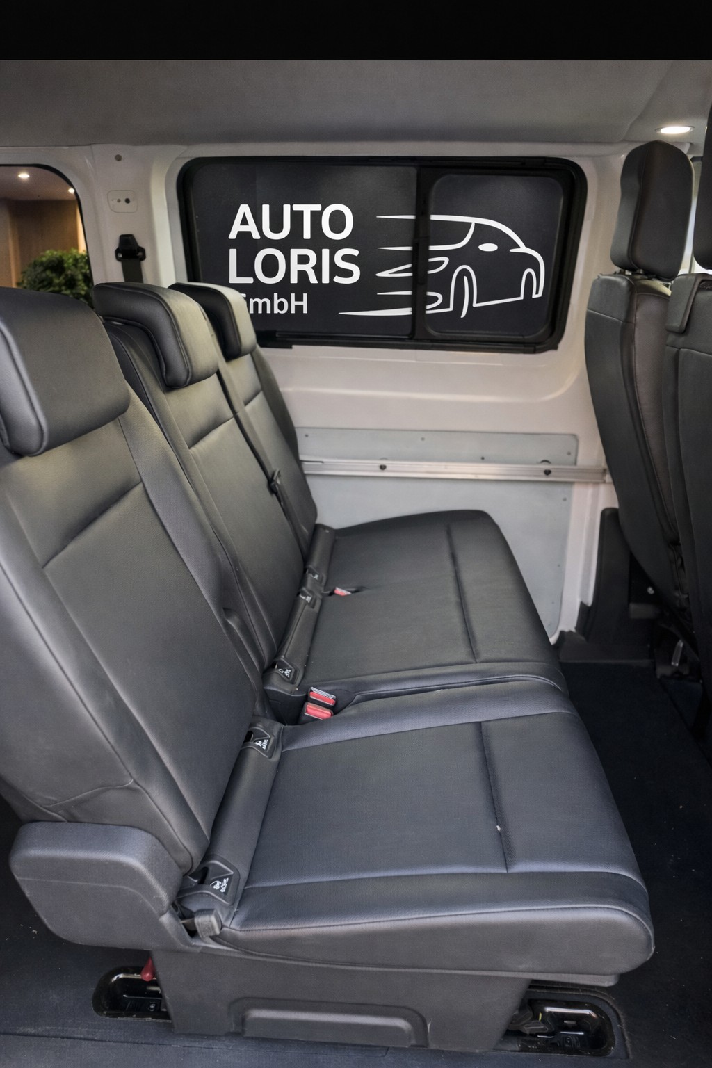 PEUGEOT Traveller 1.5 BlueHDi Business Standard-image-8