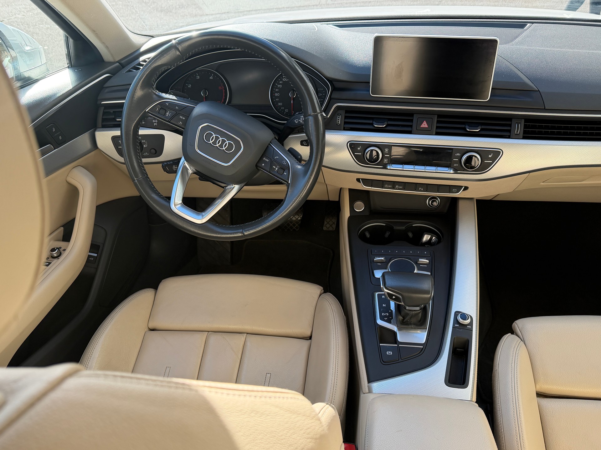 AUDI A4 Limousine 2.0 TDI S-tronic-image-9