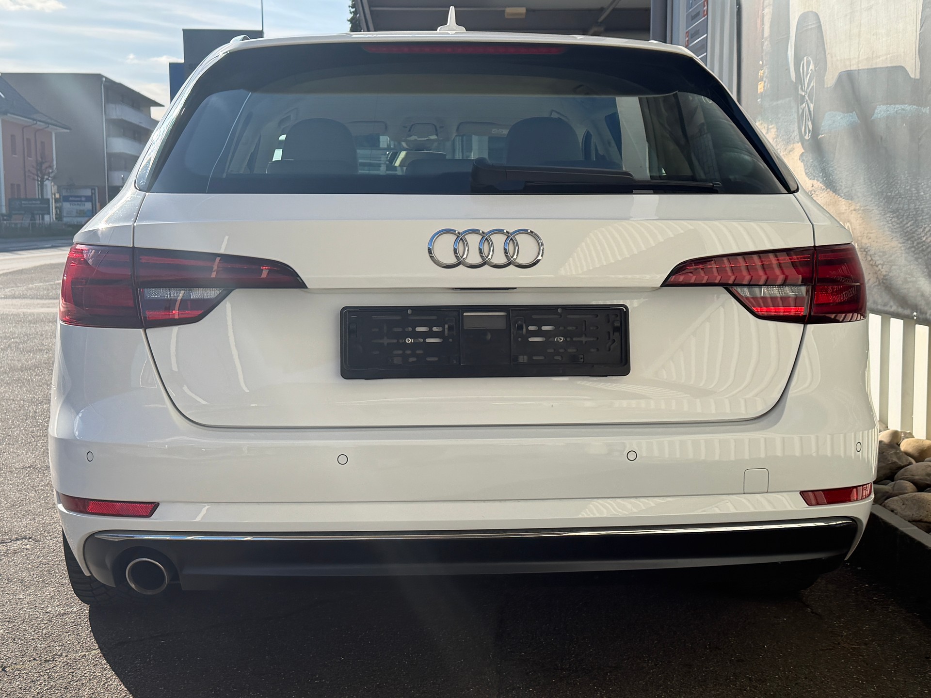 AUDI A4 Limousine 2.0 TDI S-tronic-image-5