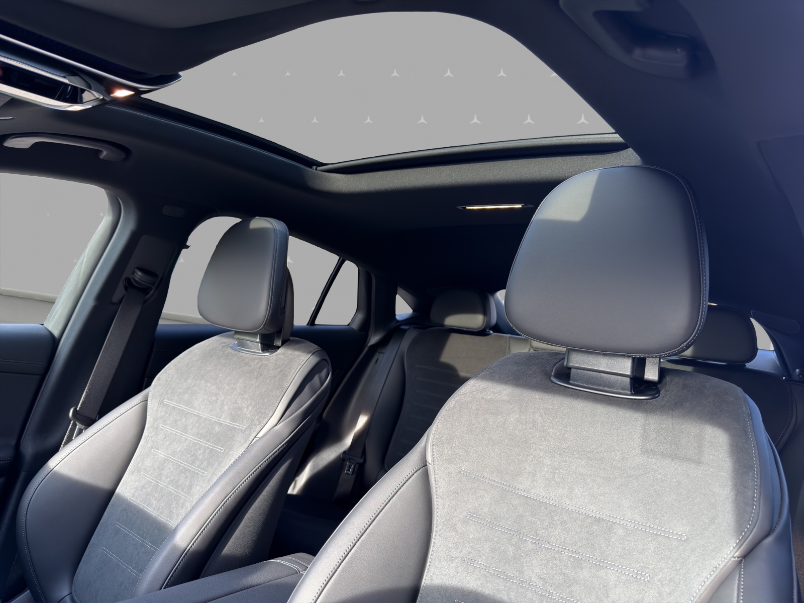 MERCEDES-BENZ GLC Coupé 300 de 4Matic EQ Star 9G-Tronic-image-8