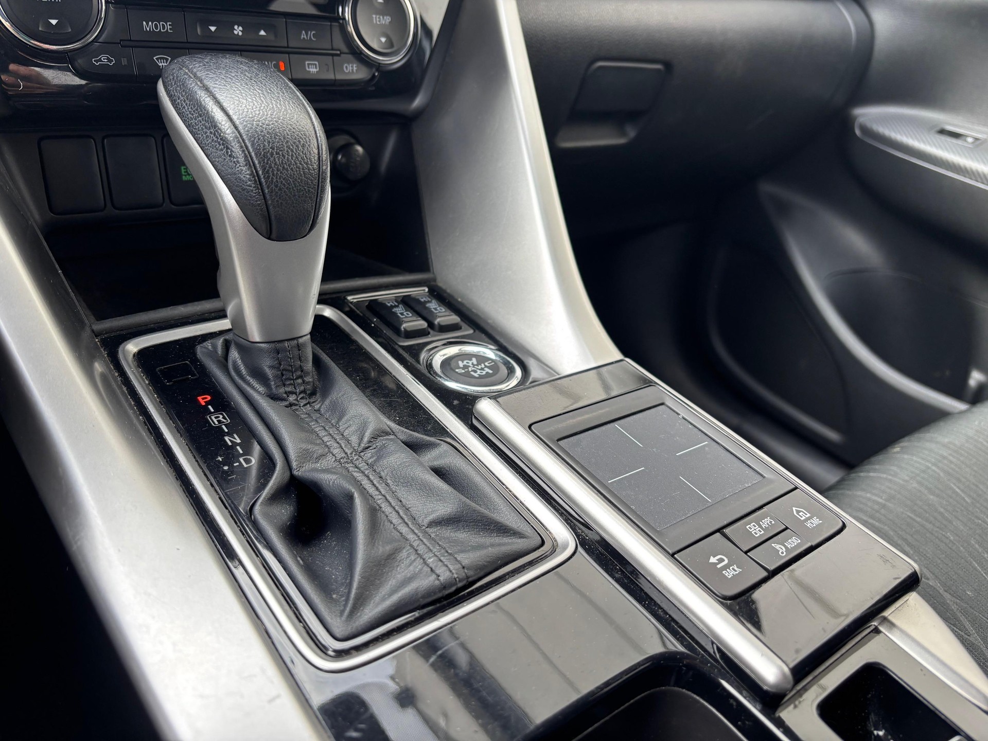 MITSUBISHI Eclipse Cross 1.5 T Style Swiss 4x4-image-10