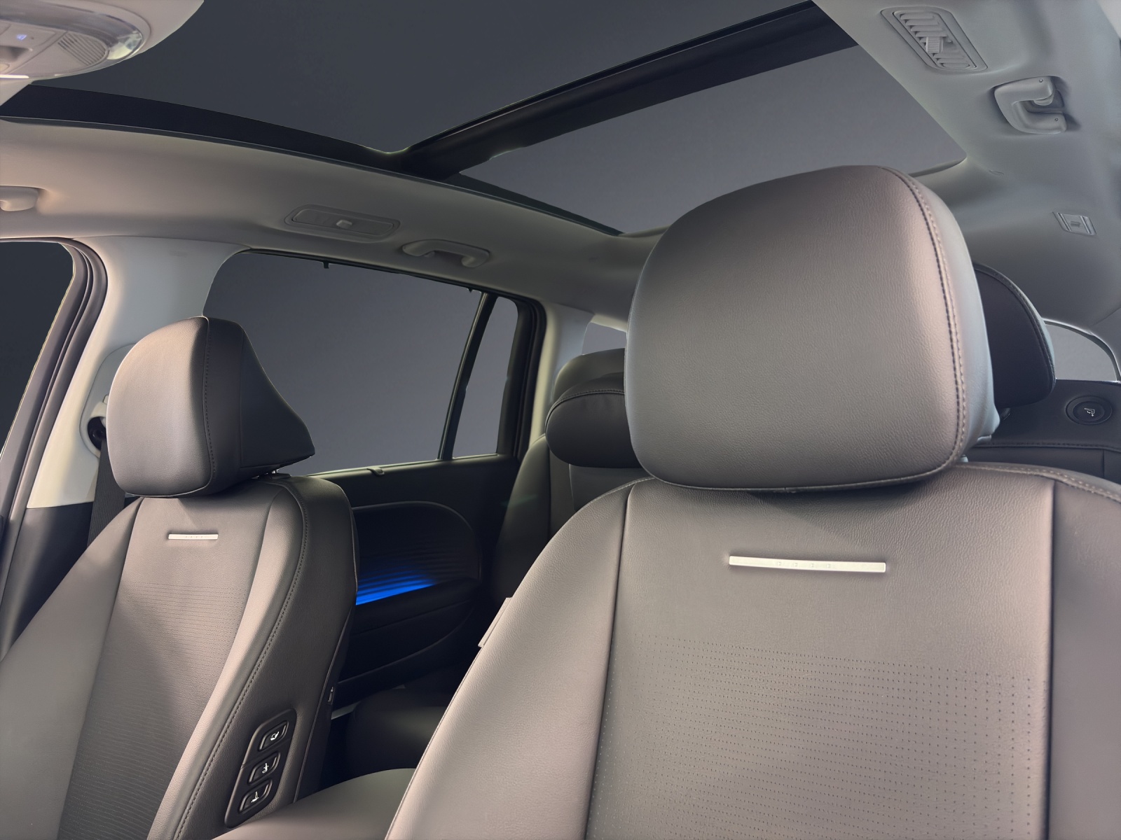 HYUNDAI Ioniq 9 110kWh Vertex 4WD-image-7