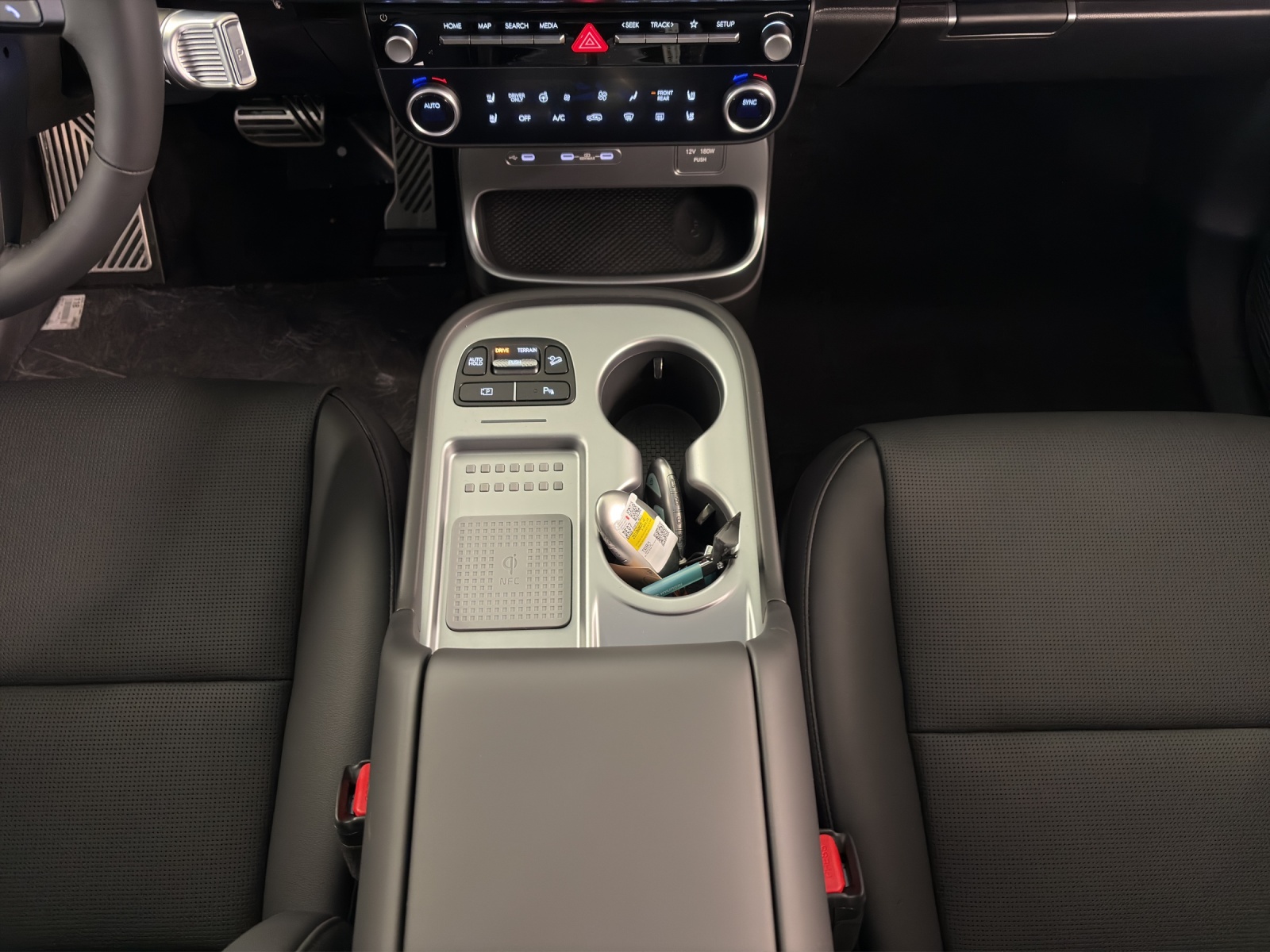 HYUNDAI Ioniq 9 110kWh Vertex 4WD-image-15