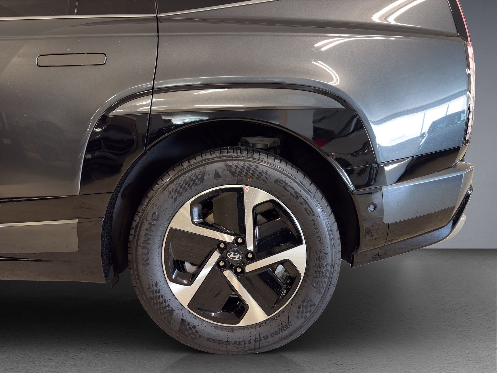 HYUNDAI Ioniq 9 110kWh Vertex 4WD-image-5