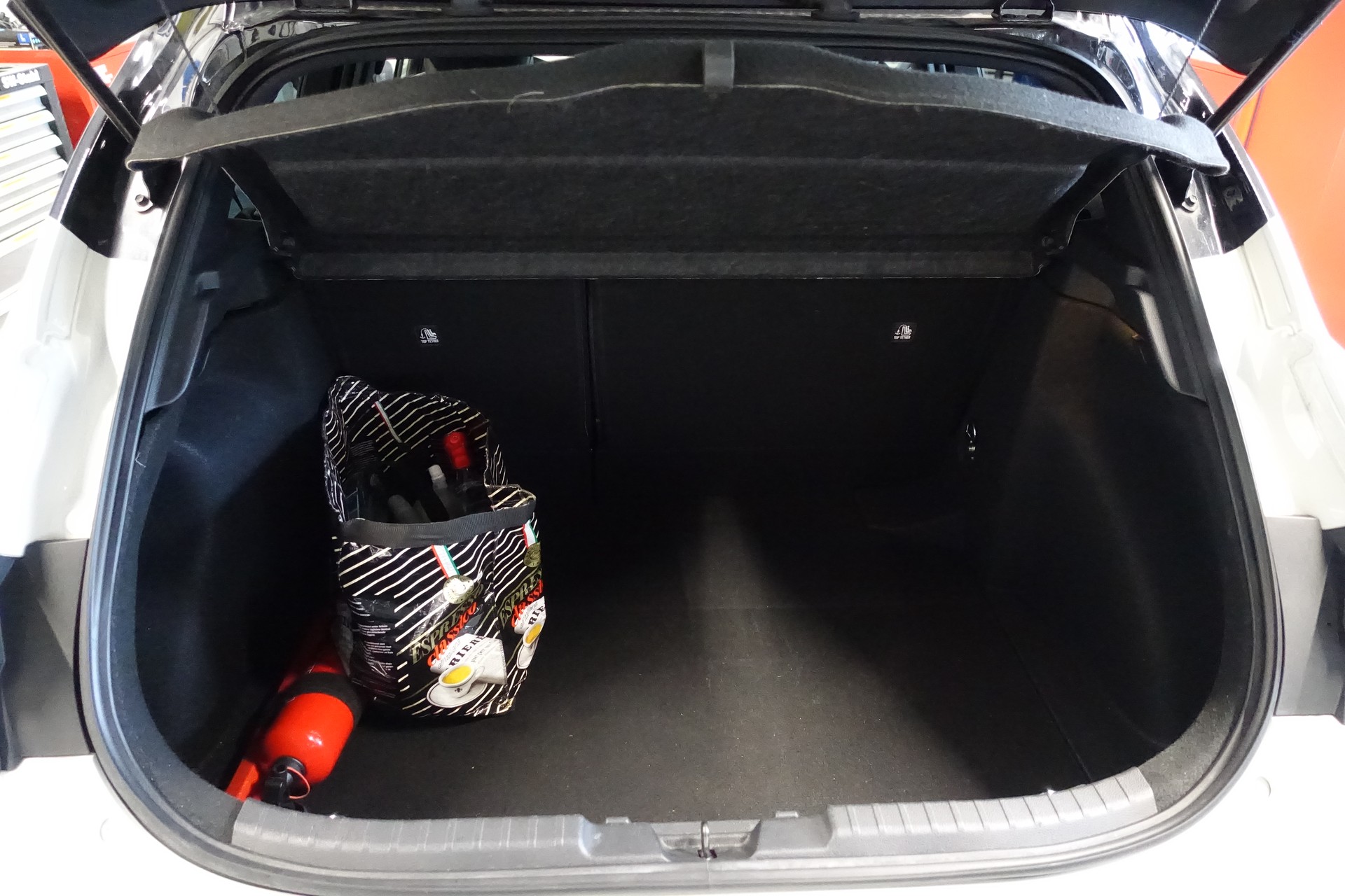 TOYOTA Corolla 1.8 HSD Trend e-CVT-image-14