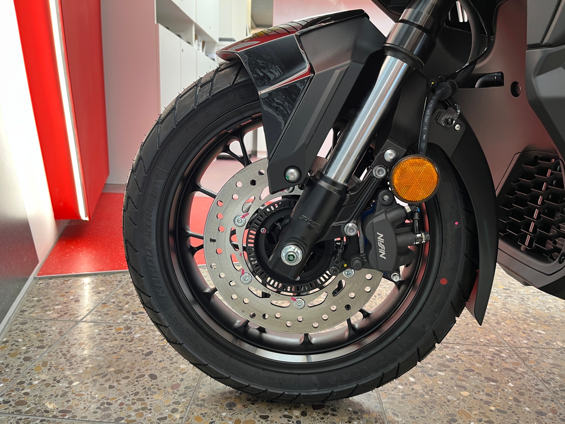 HONDA ADV350 2026 inkl. Smart Top-Box-image-7