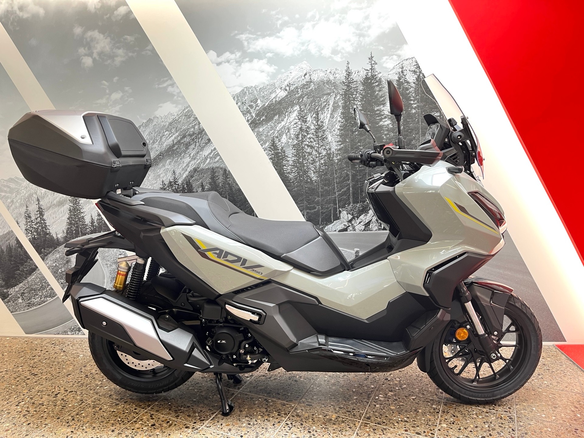 HONDA ADV350 2026 inkl. Smart Top-Box